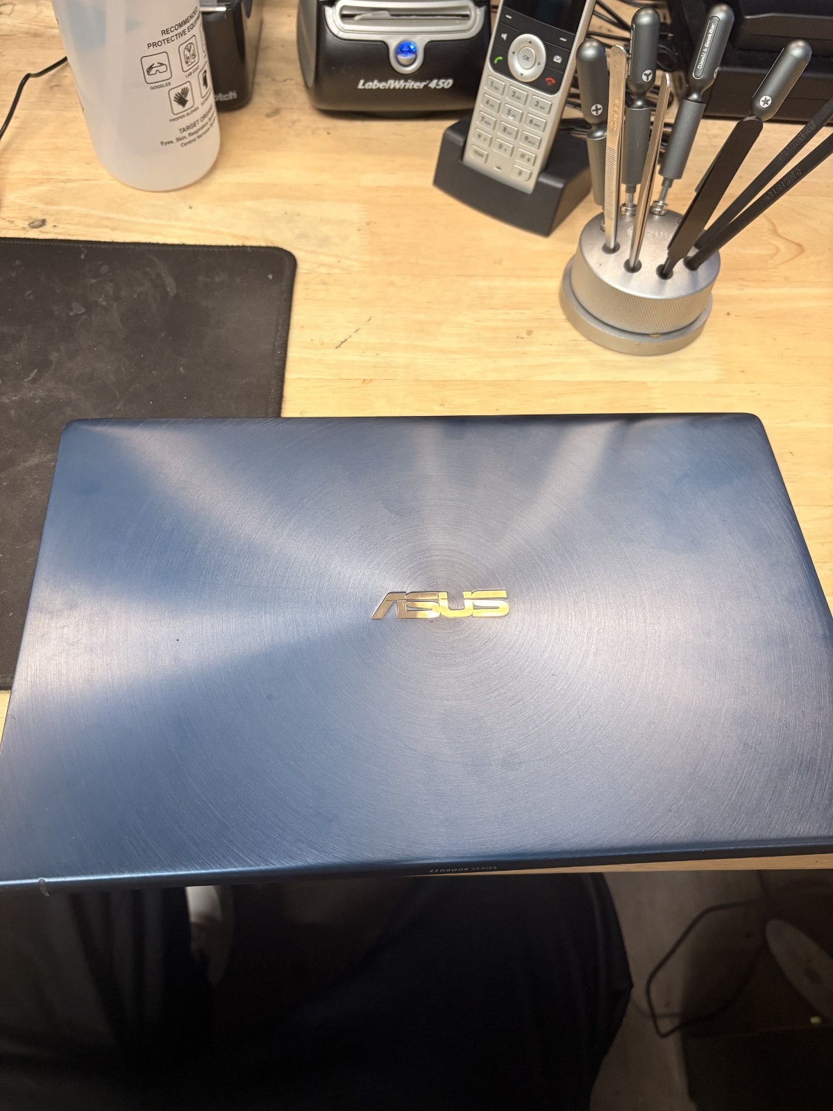 ASUS Zenbook 14 14” (512GB SSD Intel Core i7-1165G7 4.7GHz 16GB) Ultra-Slim…
