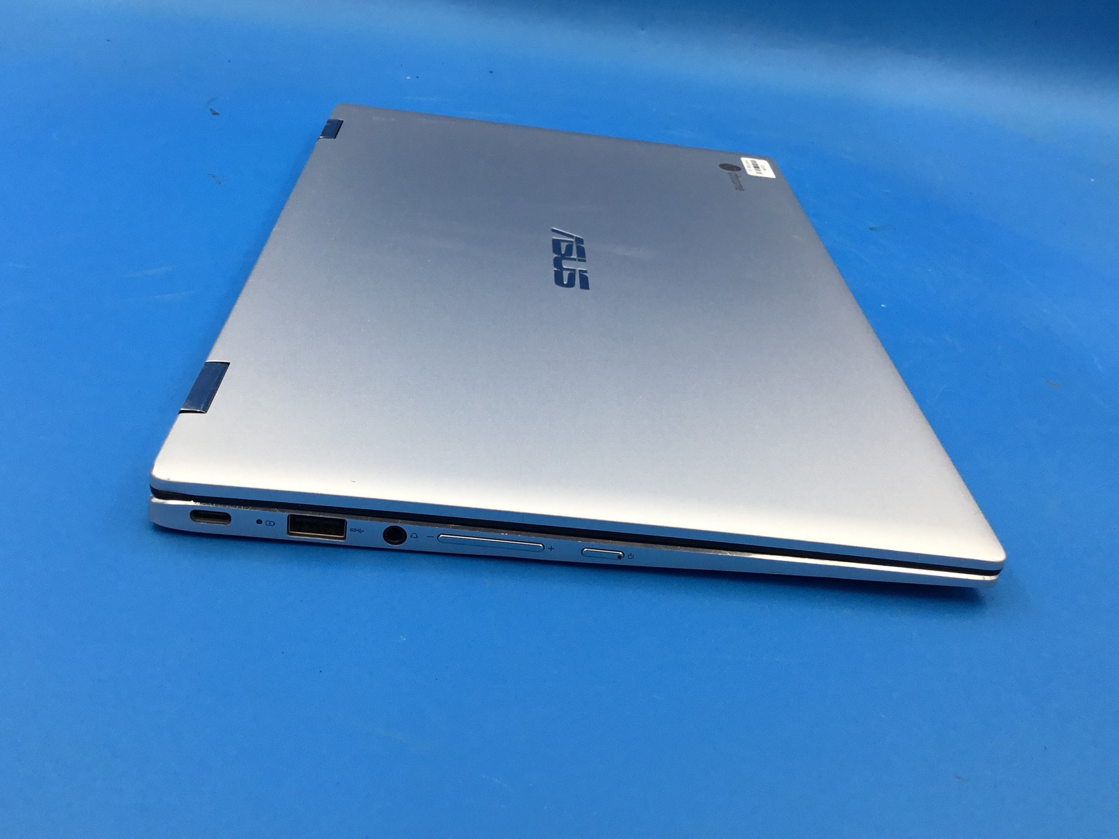 ASUS Chromebook C433T 14″ Full HD Touch 1.1GHz m3-8100Y 4GB RAM 64GB eMMC RESET