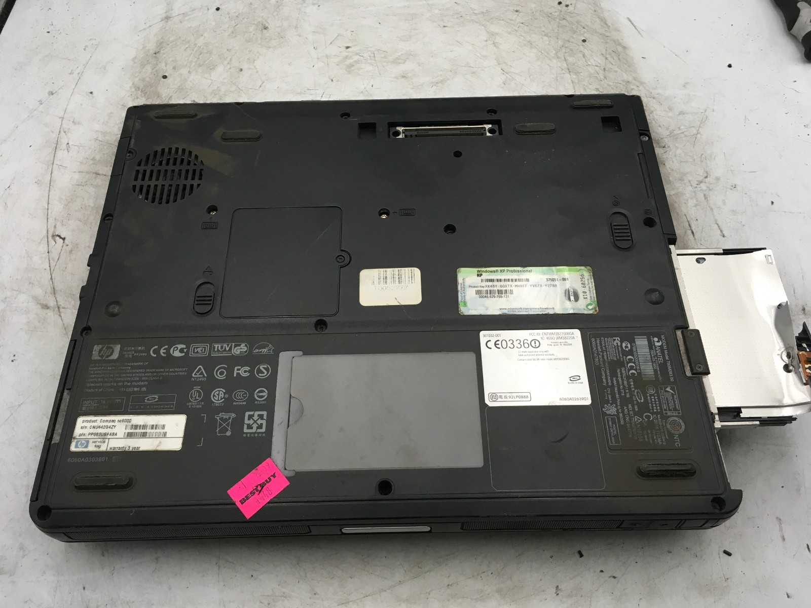 HP COMPAQ NC6000 – FOR PARTS/REPAIR – INTEL CENTRINO – NO RAM – READ DESC – BB