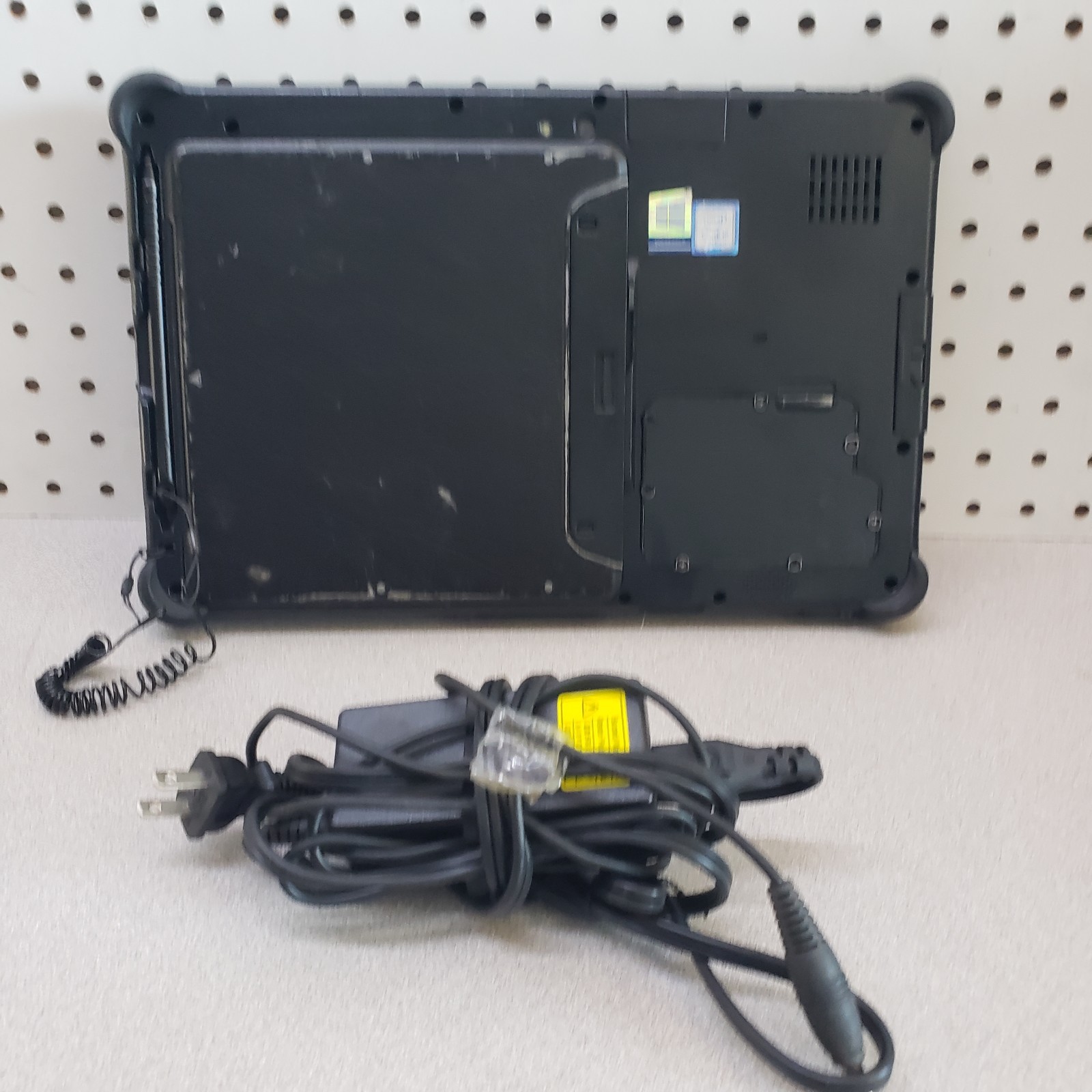 Getac F110 G4 F110G4 7Gen i5-7200U 2.50ghz 4GB,256gb SSD Win10 Rugged tablet