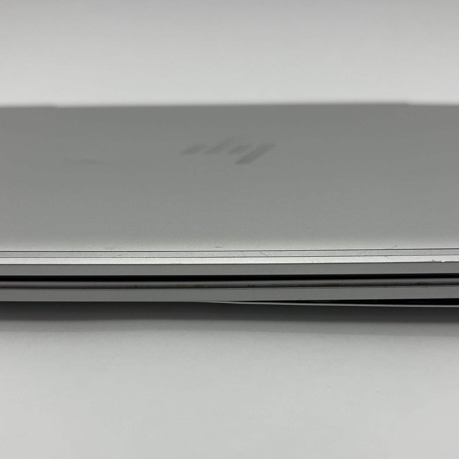 HP Envy x360 15M-ED0013DX 15.6″ i5-1035G1 1.0GHz 8GB RAM 256GB SSD