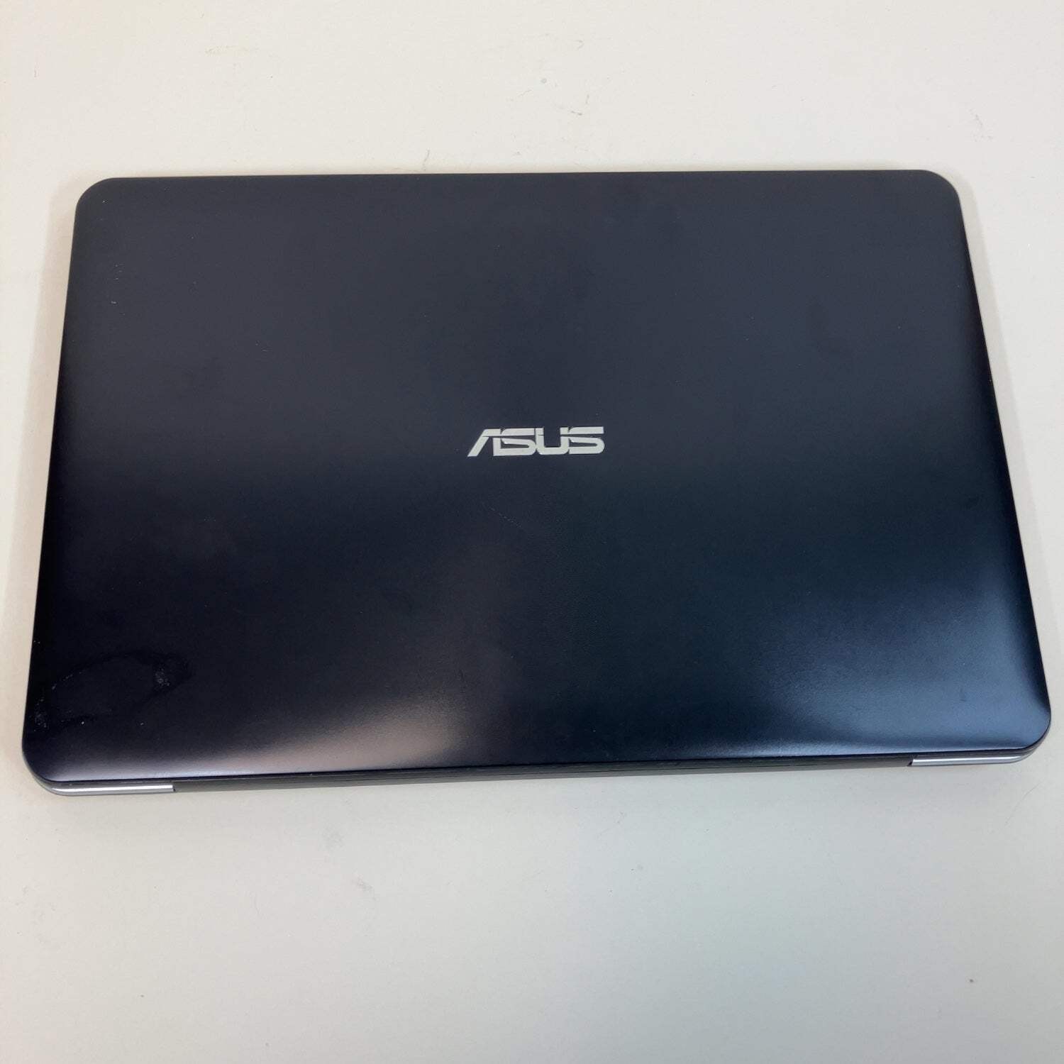 Asus X555Q X555Q 15.6″ AMD A12-9720P Radeon R7 2.0GHz 8GB RAM 128GB SSD