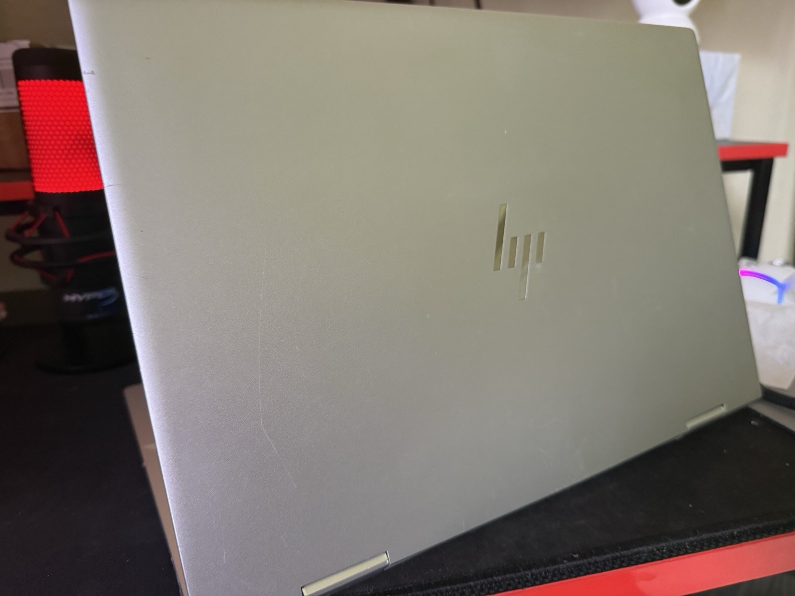 HP Envy x360 15.6” i5-8265U 8GB 256GB SSD Win11 READ DESCRIPTION