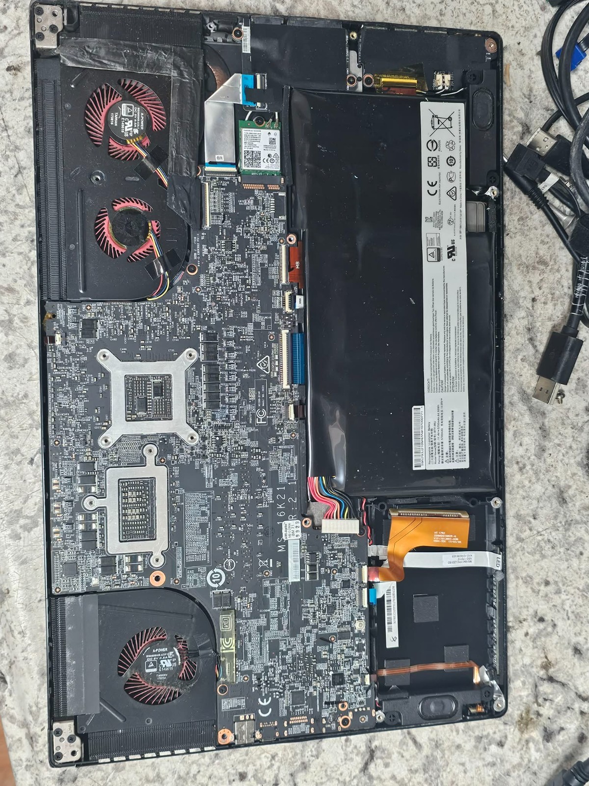 MSI Gaming Laptop GS63VR 7RF i7-7700HQ GTX 1060 16GB RAM WIFi – Works Special