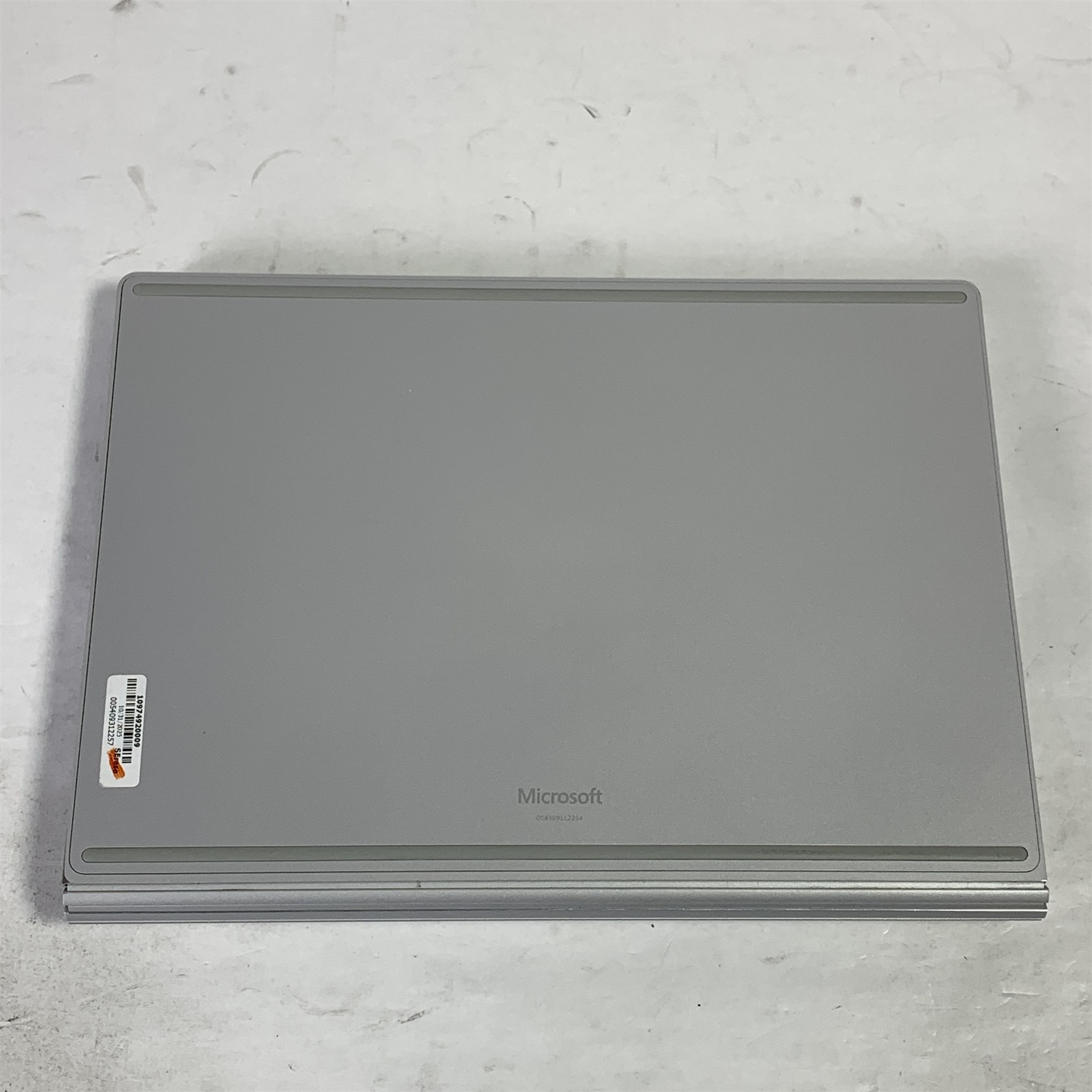 Microsoft Surface Book 3 1900 13.5″ i7-1065G7 1.3GHz 16GB 256GB NVMe SSD – Win11