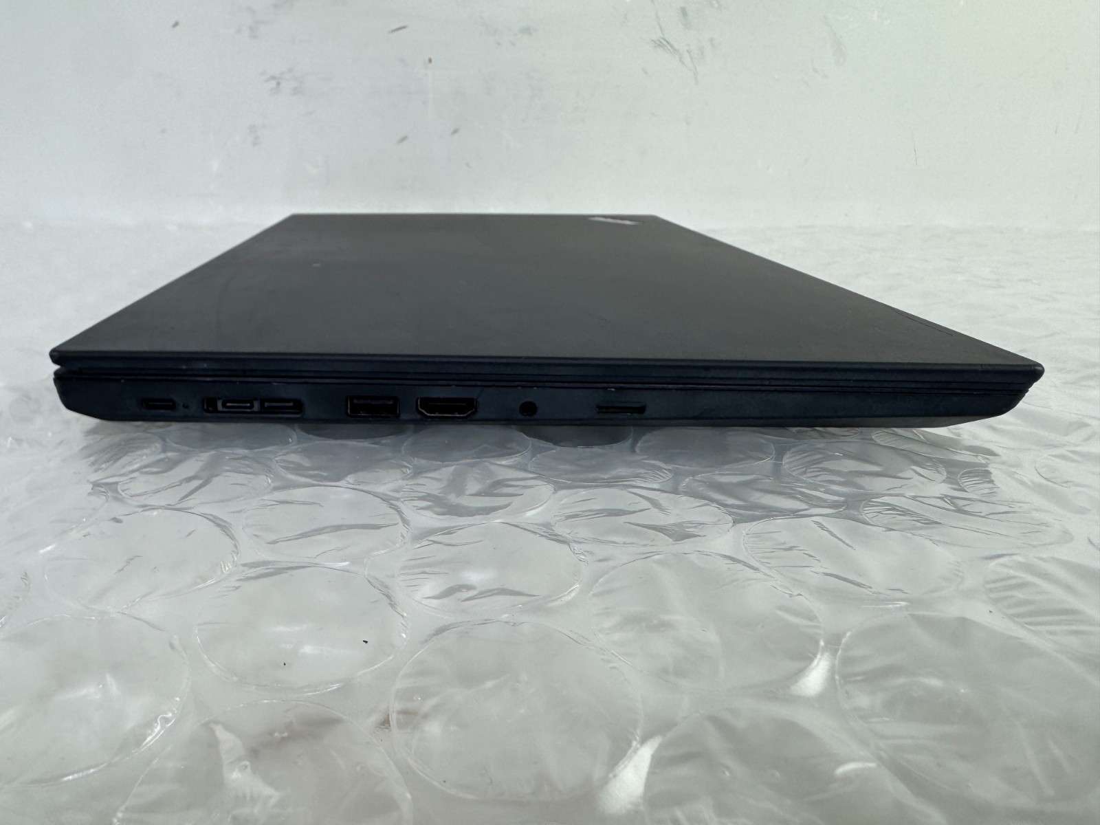 Lenovo ThinkPad P15s Gen 1 i7-10610U 16GB 512GB SSD Quadro P520 15.6″ Win 11 Pro