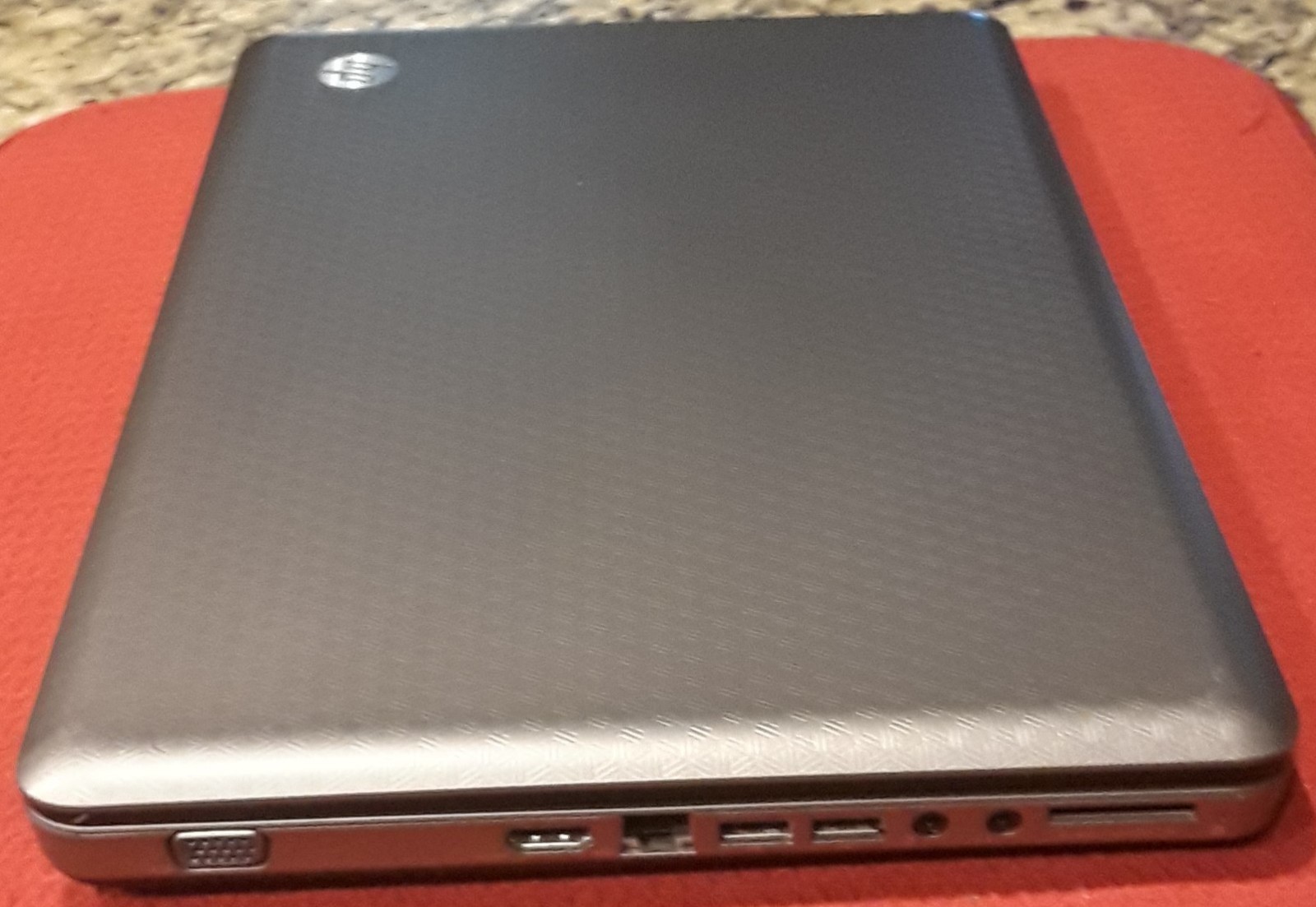 HP Laptop G42- AMD Athlon dual core 2.2GHz DVD 8GB Ram 500gb HDD Windows 10 PRO