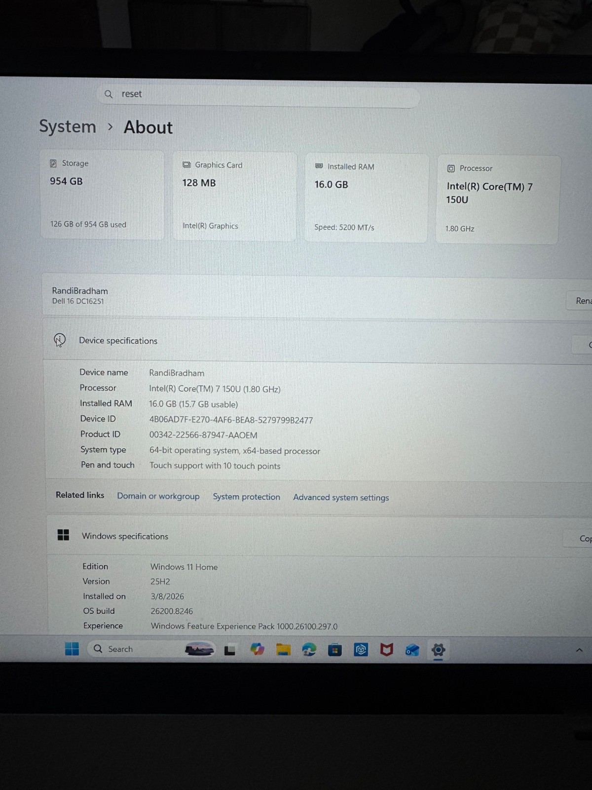 Dell 16 Intel(R) Core 7-150U, 10 Core, 16GB ram, Touchscreen