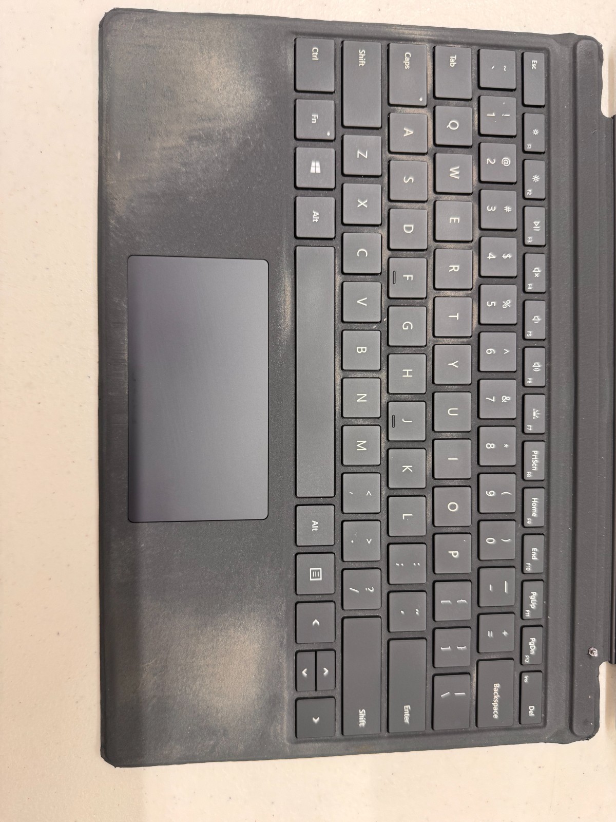 Microsoft Surface Pro M1796 5th Gen Intel Core i7-7660U 2.5GHz 8GBRAM 256GB SSD