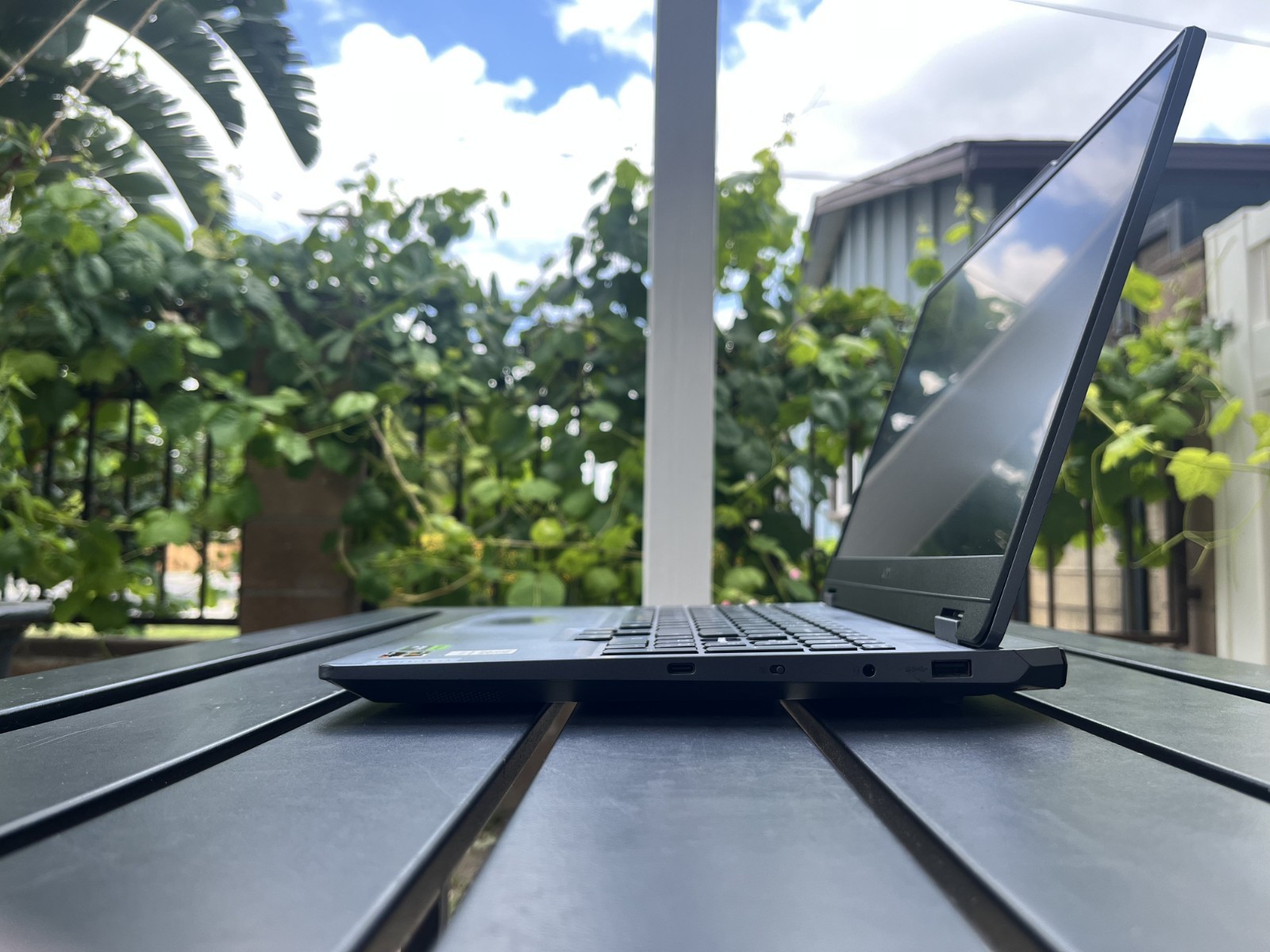 Lenovo LOQ 15ARP9 15.6″ Ryzen 7 7435HS GeForce/RTX 4060/16GB RAM/1TB NVMe SSD