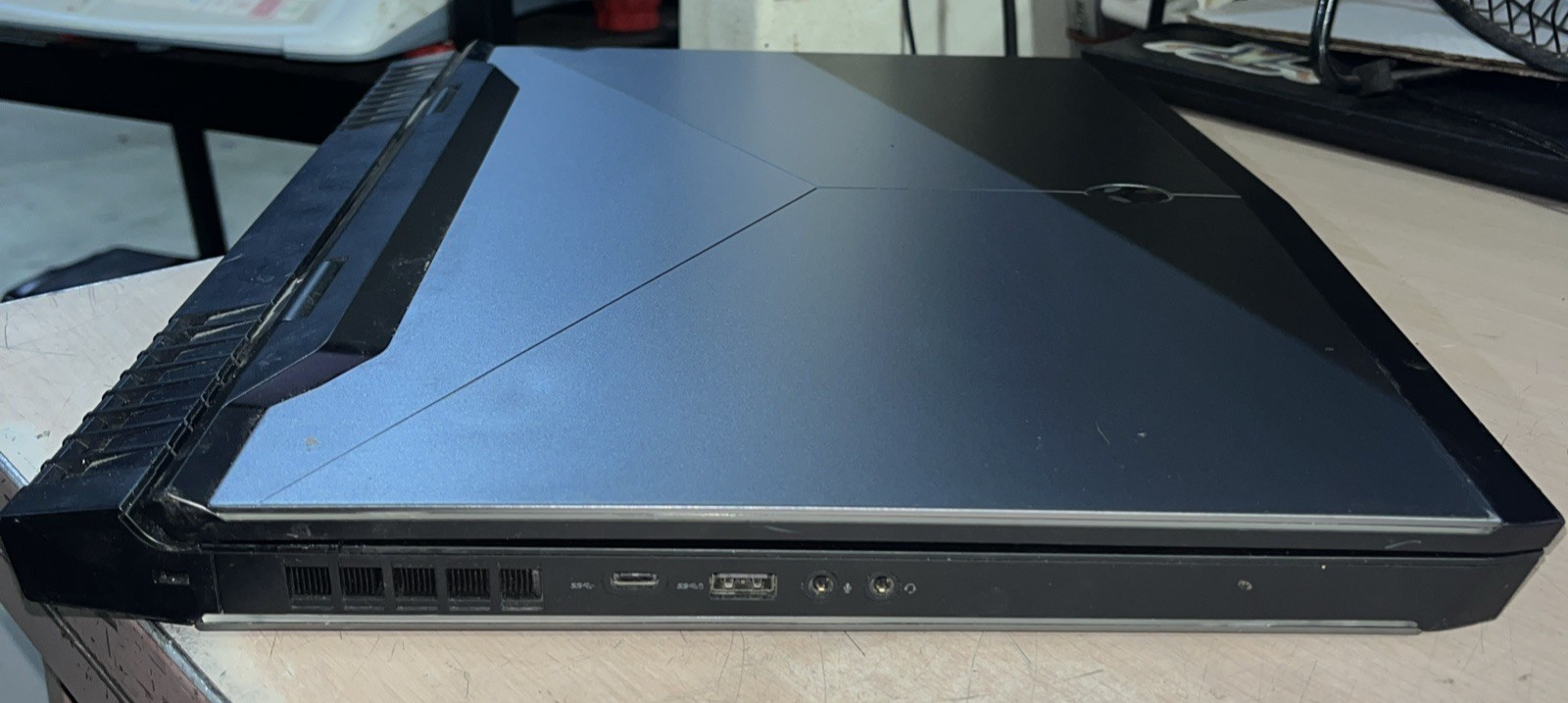 ALIENWARE 17 R4 INTEL CORE I7-7820HK 2.90GHZ 8GB RAM NO HD
