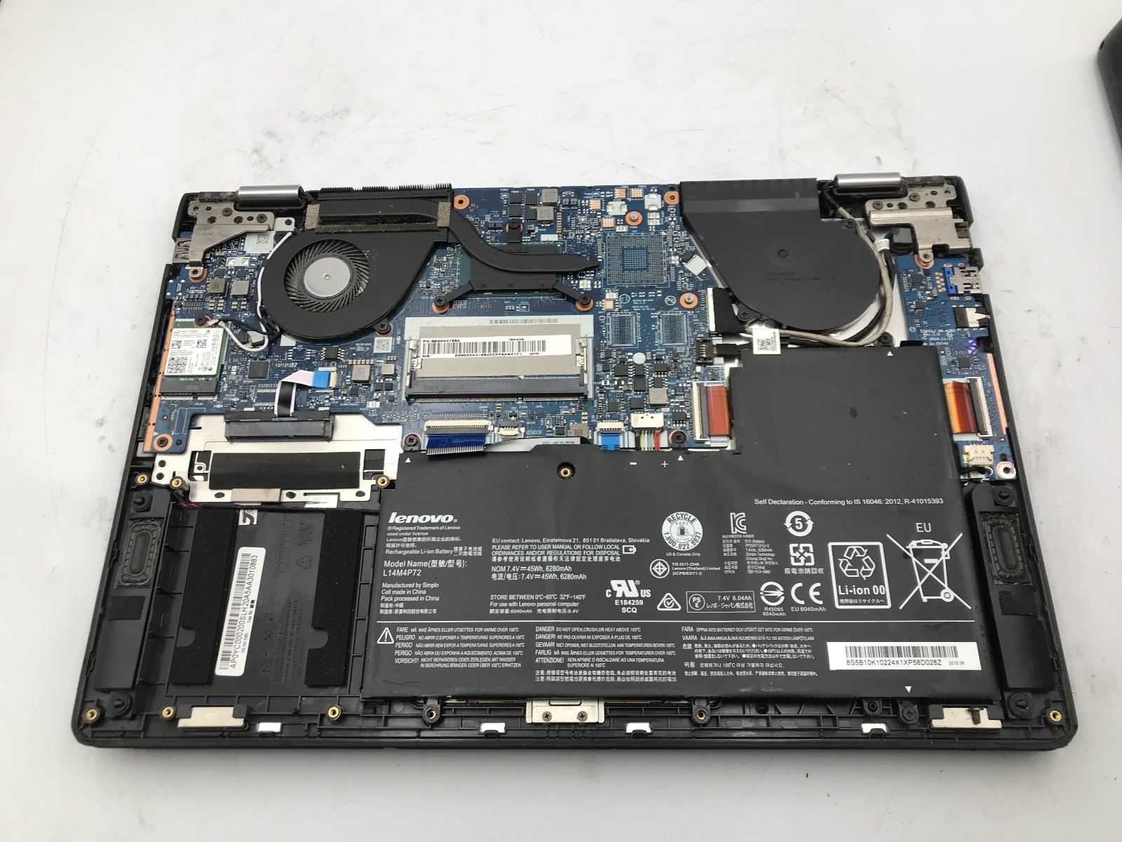 LENOVO YOGA 700 14IDK – FOR PARTS/REPAIR – INTEL I5 6200U – NO RAM -READ DESC-BB