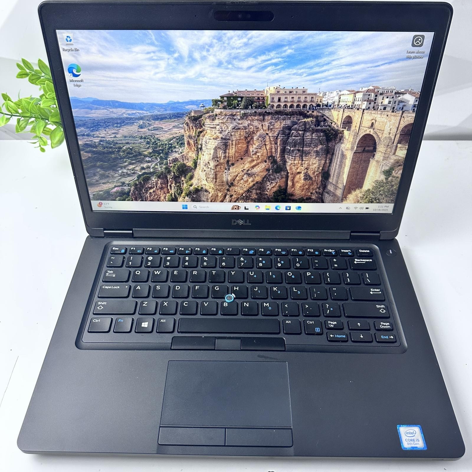 DELL Latitude 5490 Laptop, 14″ HD, i5-8350U, 16GB, 256GB SSD *Pls READ*