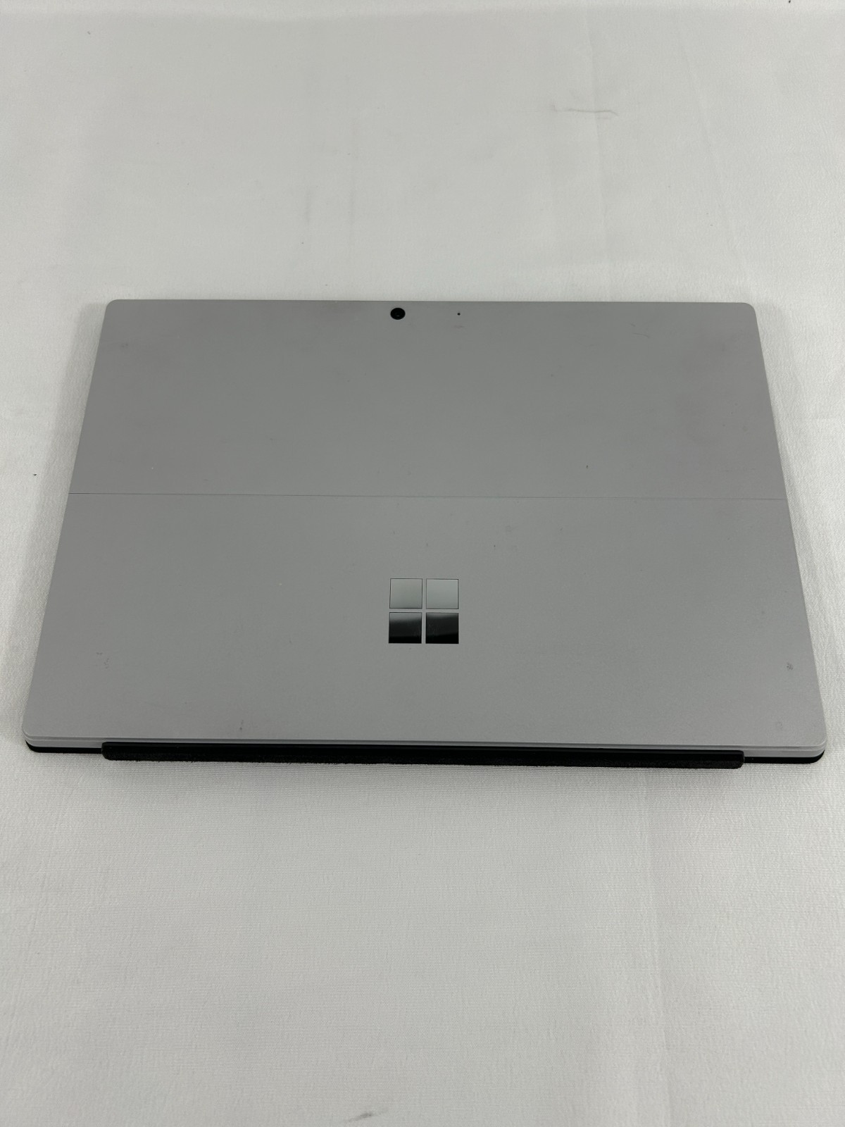 Microsoft Surface Pro 7 12.3″| i7-1065G7 | 16GB RAM | 256 GB NVMe | W11Pro