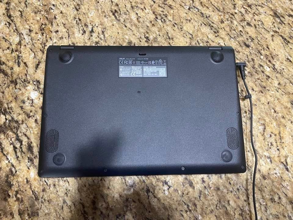 ASUS E410M NOTEBOOK Laptop / N4020 / 4GB RAM / SSD Windows 11 Tested Works 100%