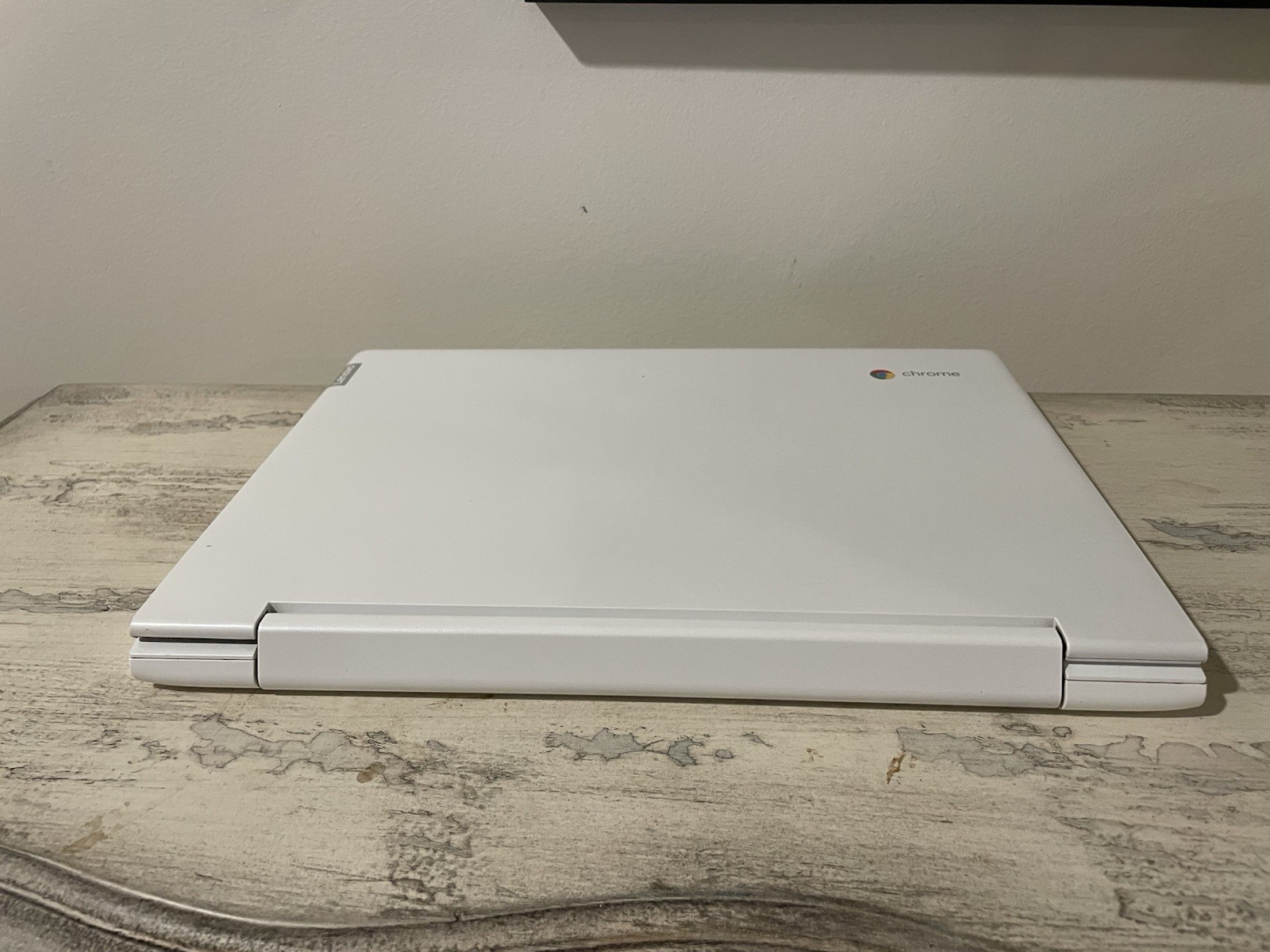 Lenovo Chromebook C330 2-in 1. 4GB, LPDDR3, 64GB EMMC, CHROME OS, 11.6” Screen