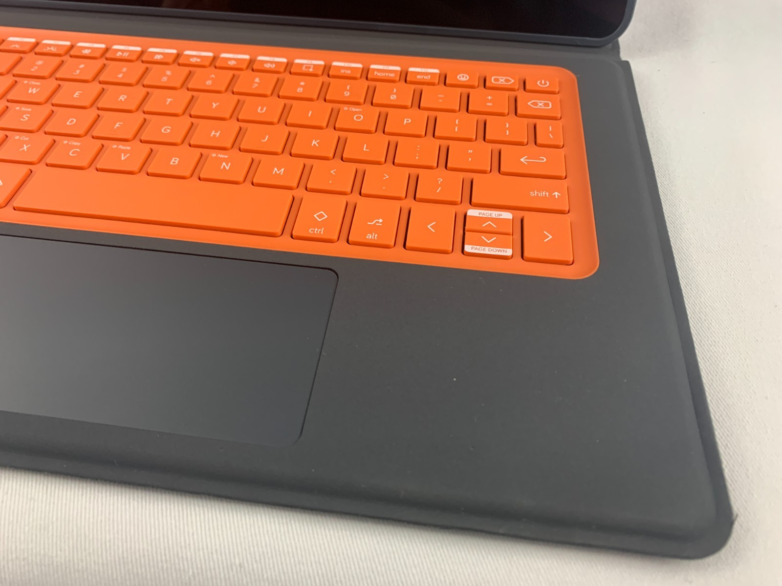Kano Tablet/ Laptop Intel Atom x5-Z835 1.44GHz 4GB RAM Win 10 Home, Bad Speaker