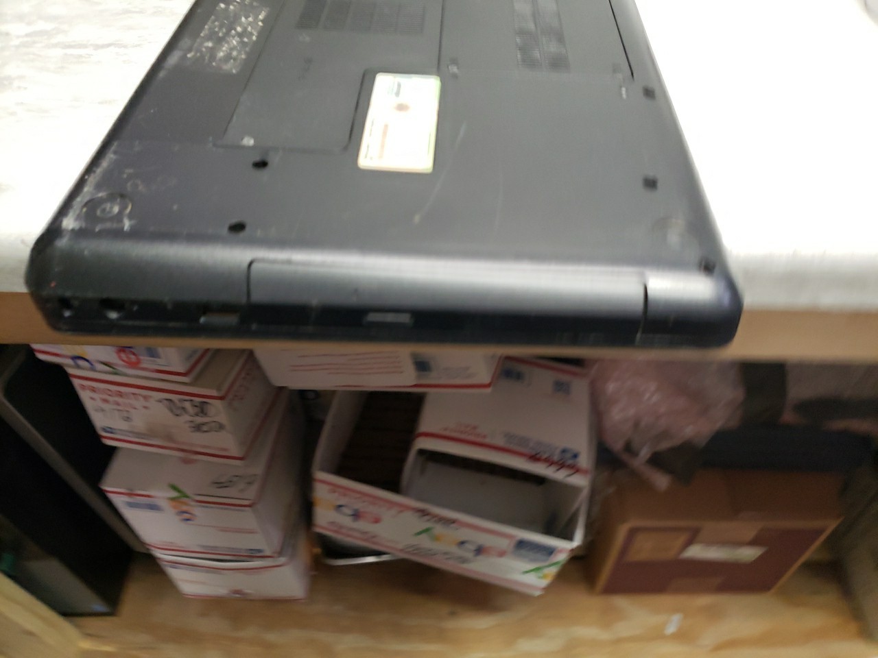 hp g56-129wm Laptop 15.6″ intel 2 core 2.20ghz 4gb ram read ad free ship