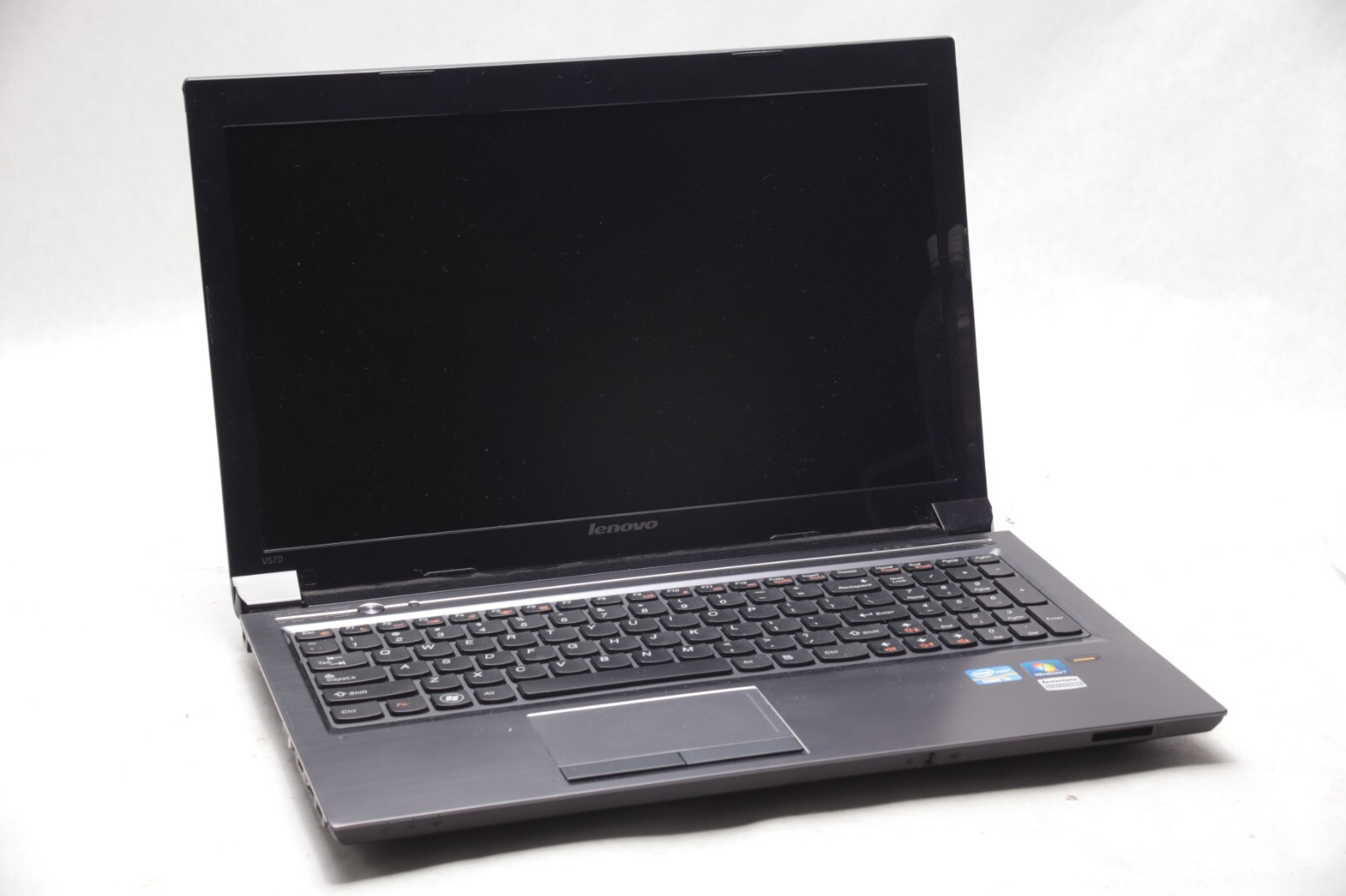 Lenovo V570 Intel i5-2430M 2.4 GHz 6GB RAM 250gb SSD 15.6″ Win10 BAD BATTERY 071