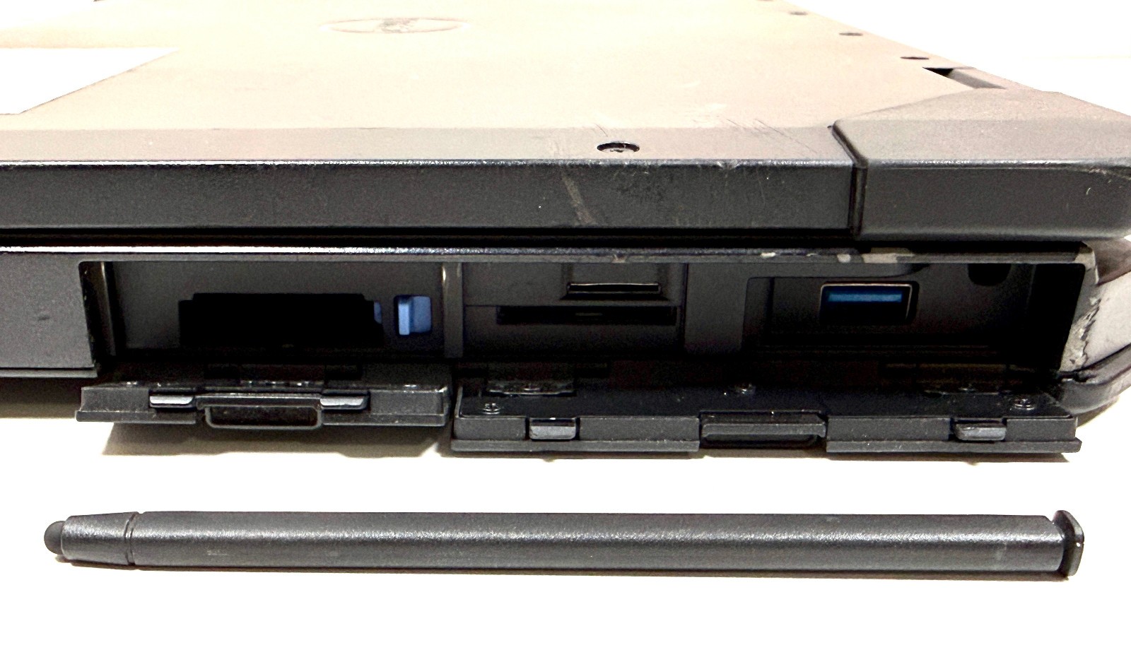 Dell Latitude 5420 Rugged 14″ Touch 1.7GHz Core i5-8350U 32GB RAM NO SSD or OS