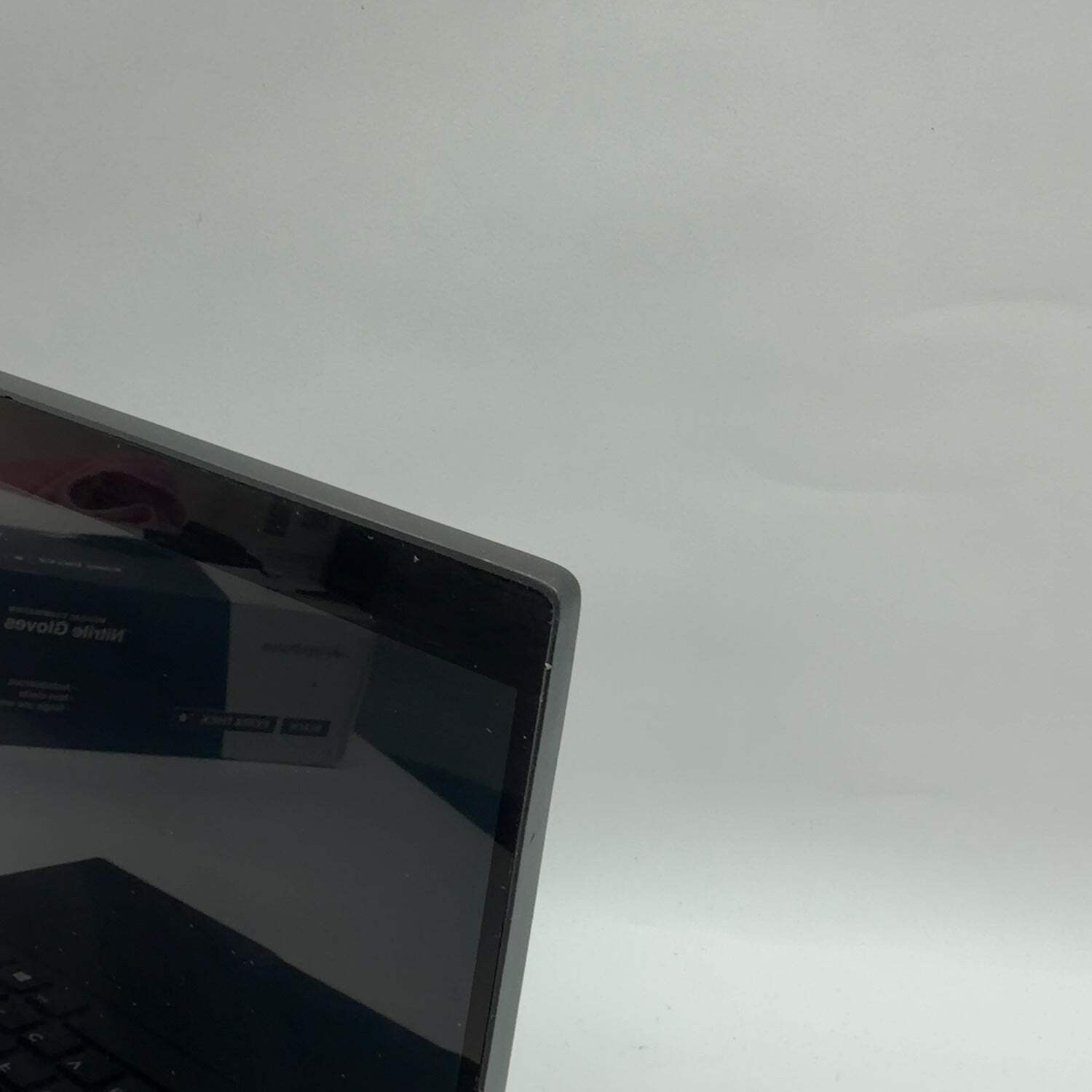 Dell Latitude 7390 2-in-1 13.3″ Core i7-8650U 1.9GHz 16GB RAM 512GB SSD