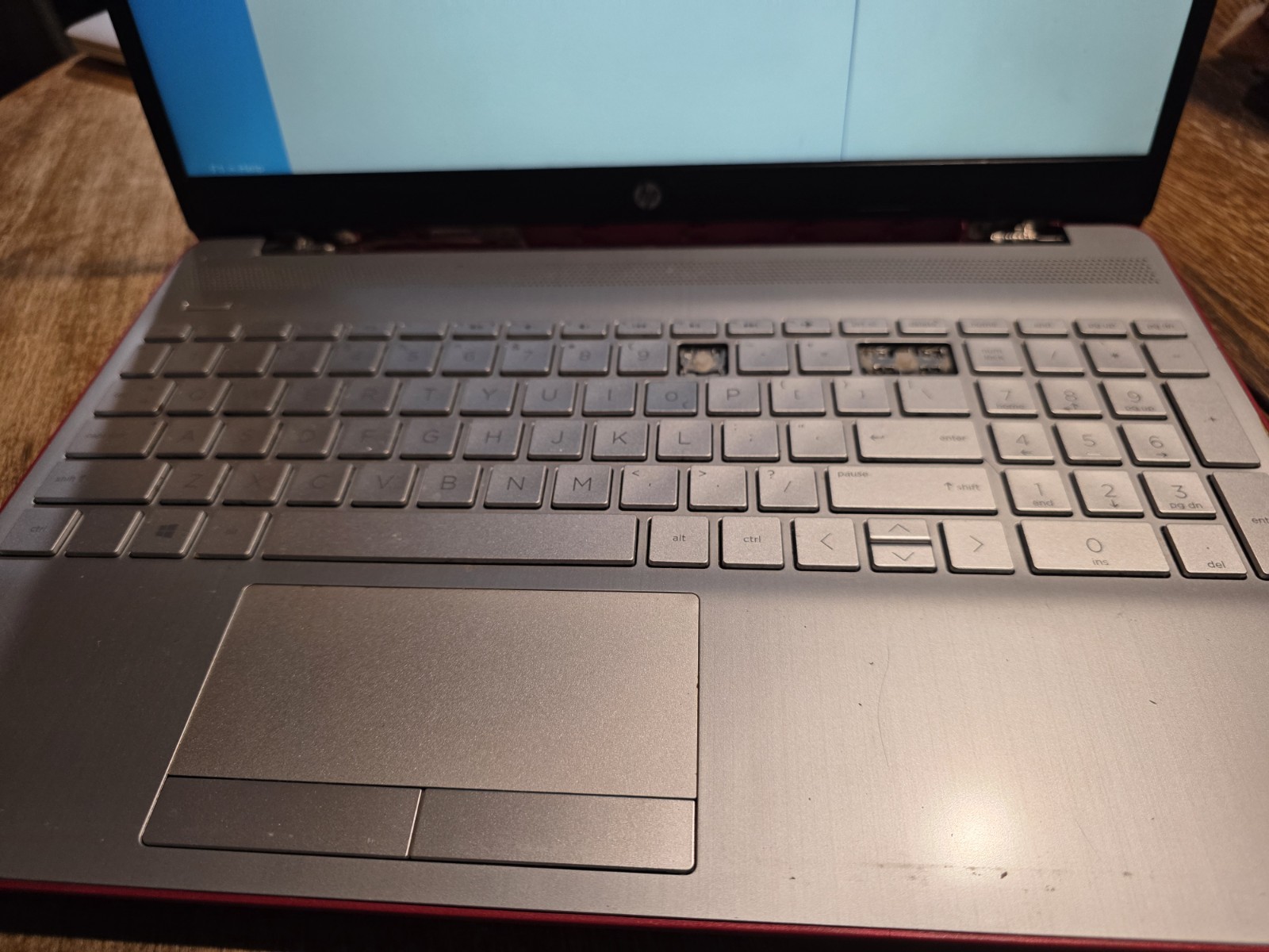 HP Laptop 15-DW 1083WM 15.6″ Pentium Gold 6405U 2.4GHz 4GB RAM, No SSD, No OS