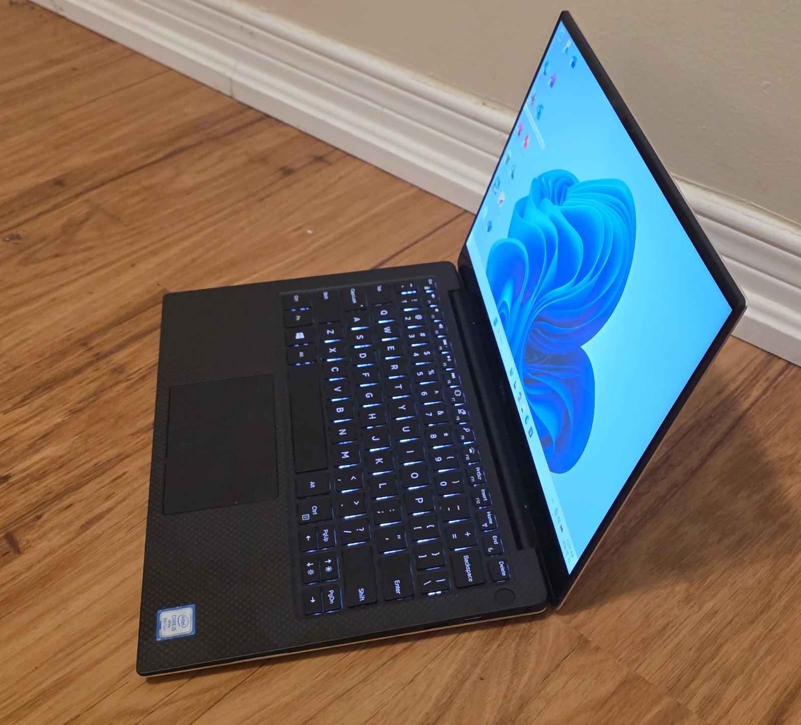 Dell XPS 13 9380 13″ 4K Touch | i5 8365u | 8GB Ram | 256 SSD | Win11Pro