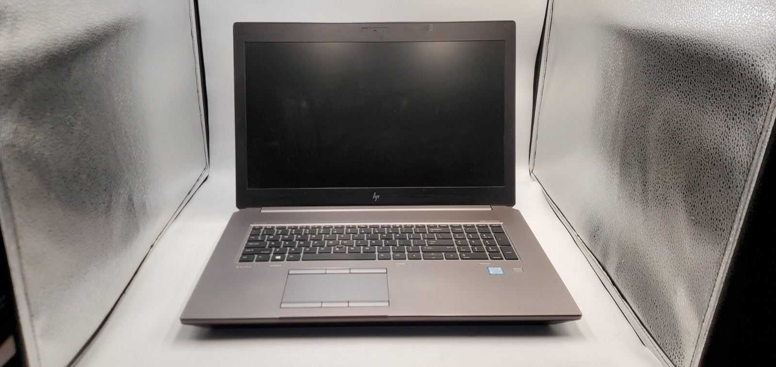 HP ZBook 17 G5 Laptop Intel Core i5-8th Gen 2.3GHz 8GB RAM 256GB SSD No Bat/Char