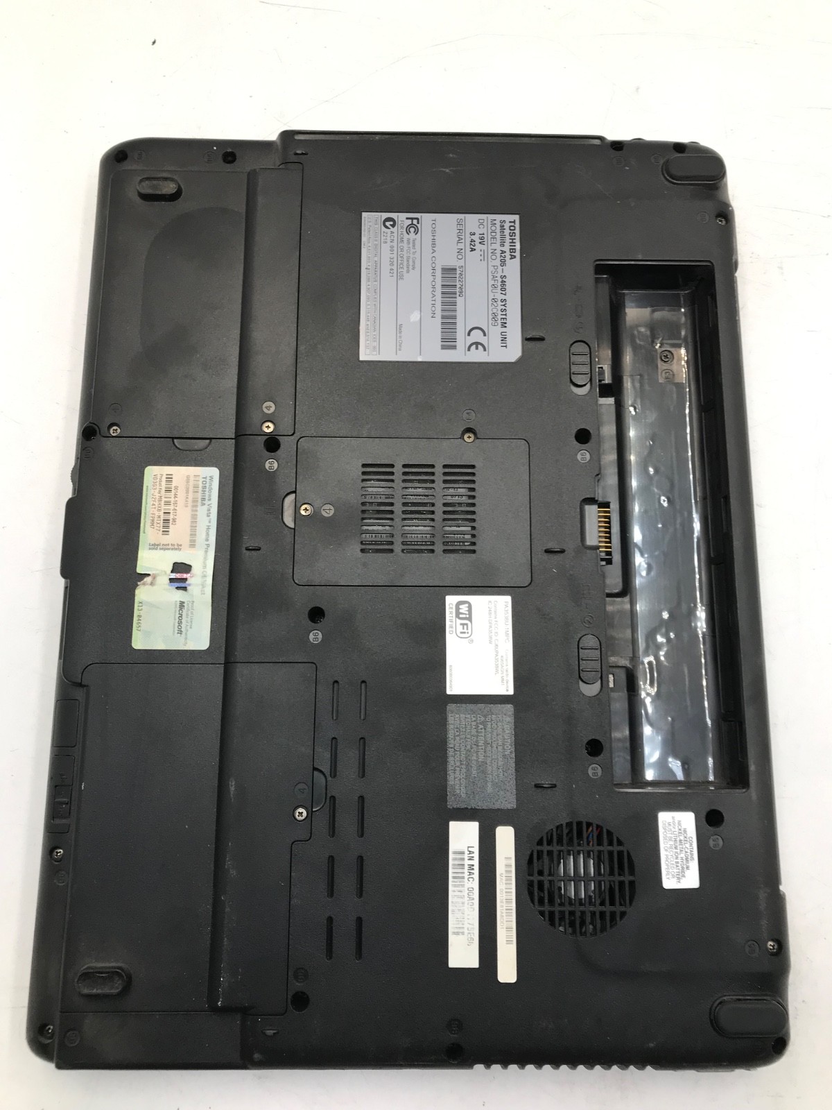 Toshiba Satellite A205 Intel Centrino 15.4″ Laptop -POWERS ON/NO BOOT -MZ