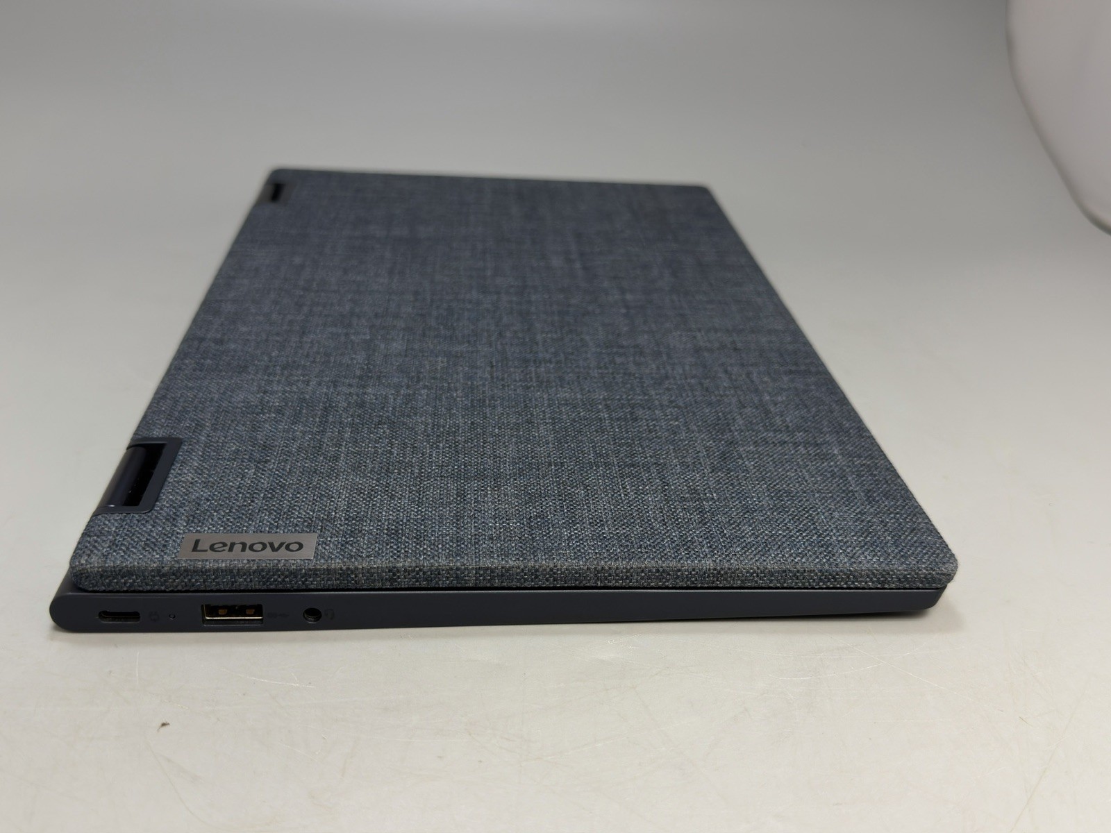 Lenovo Yoga 6 13ALC6 AMD Ryzen 7 5700U 16GB RAM 512GB SSD Win 11