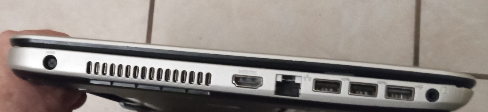 Retrogaming setup Dell Inspiron 5535 5th w/Radeon 6GB 512GB HD & Win10 lite