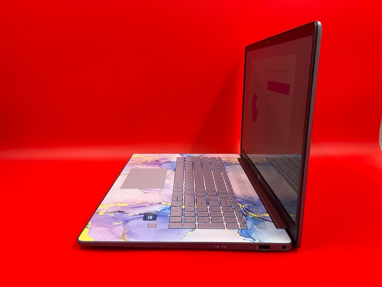 HP Laptop 17-cn3629ds N200 8GB 256GB BT5 WiFi6 17.3F W11H 8N1X8UA#ABA