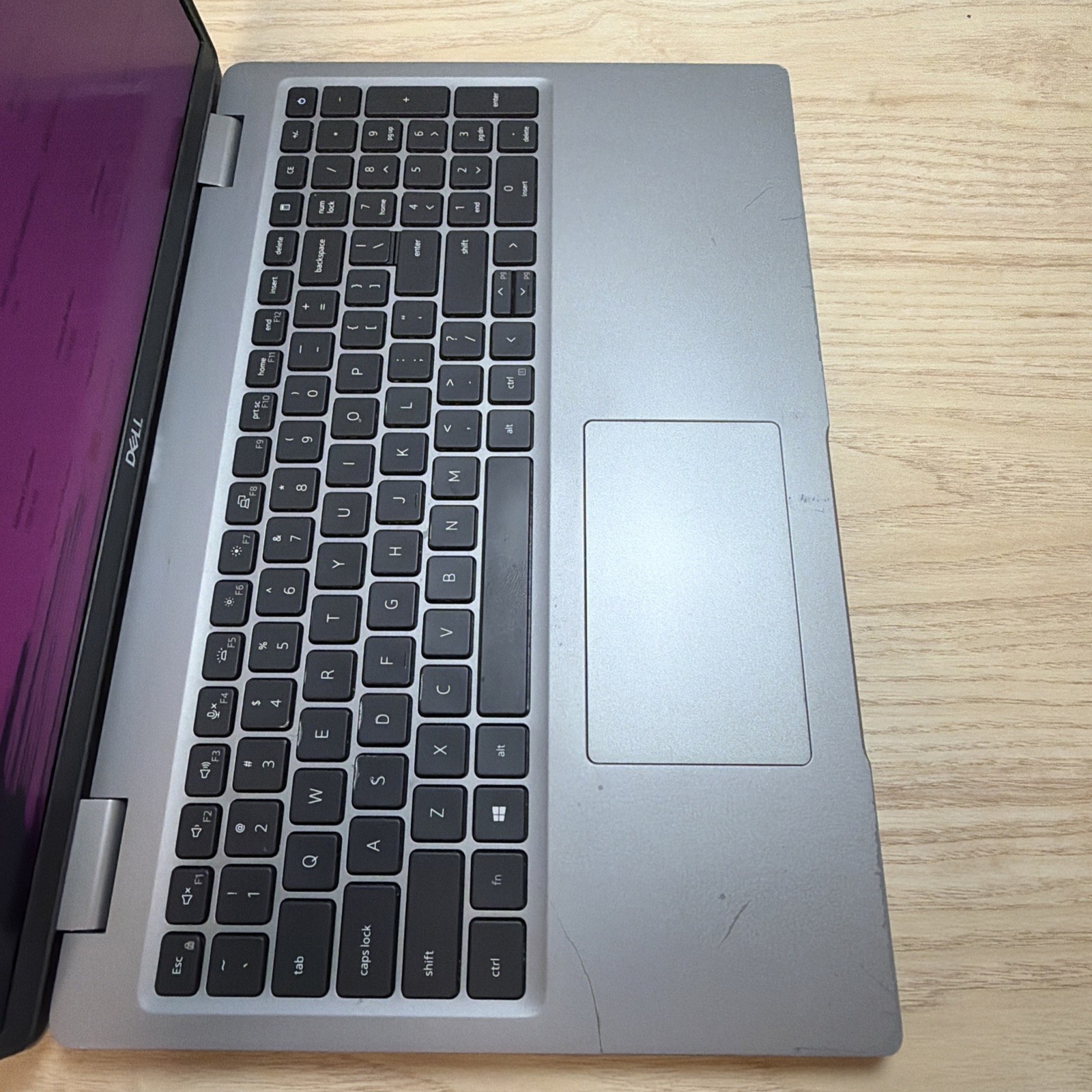 Dell Latitude 5520 i5-1145G7 16GB 512GB SSD 15″ FHD No OS – Broken Screen