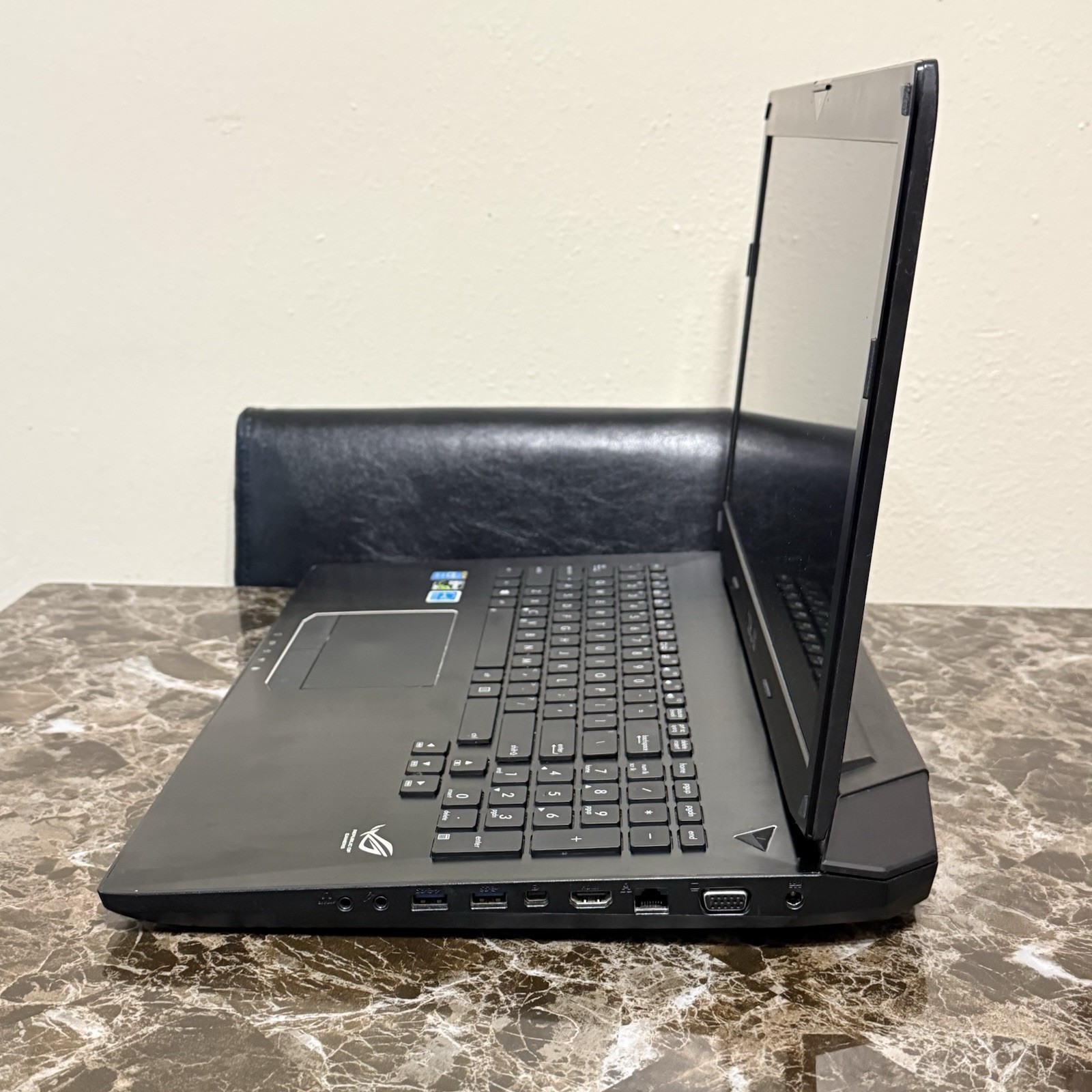 ASUS Republic of Gamers G750JM-DS71 17.3 inch Laptop – UNTESTED – As Is