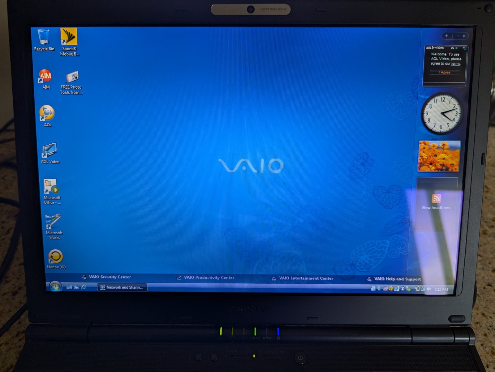 💻 Sony VAIO PCG-6W1L Laptop & AC Adapter selling AS-IS. Works