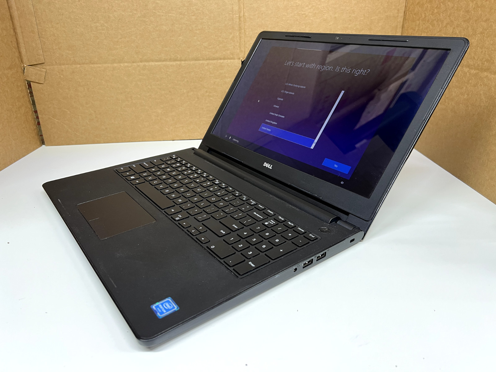 Dell Inspiron 3552 Laptop PC 465GB Hard Drive 4GB Memory Intel N3700 Win 10