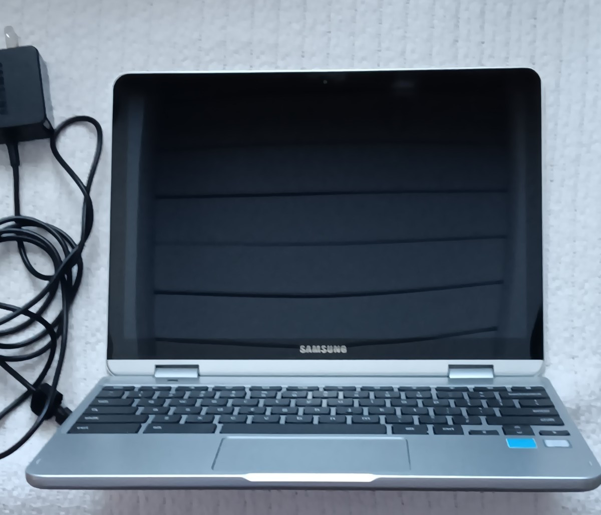 Samsung Chromebook Plus #1 Silver 520QAB-K02 12.2″ FHD Touch Convertible 2-in-1