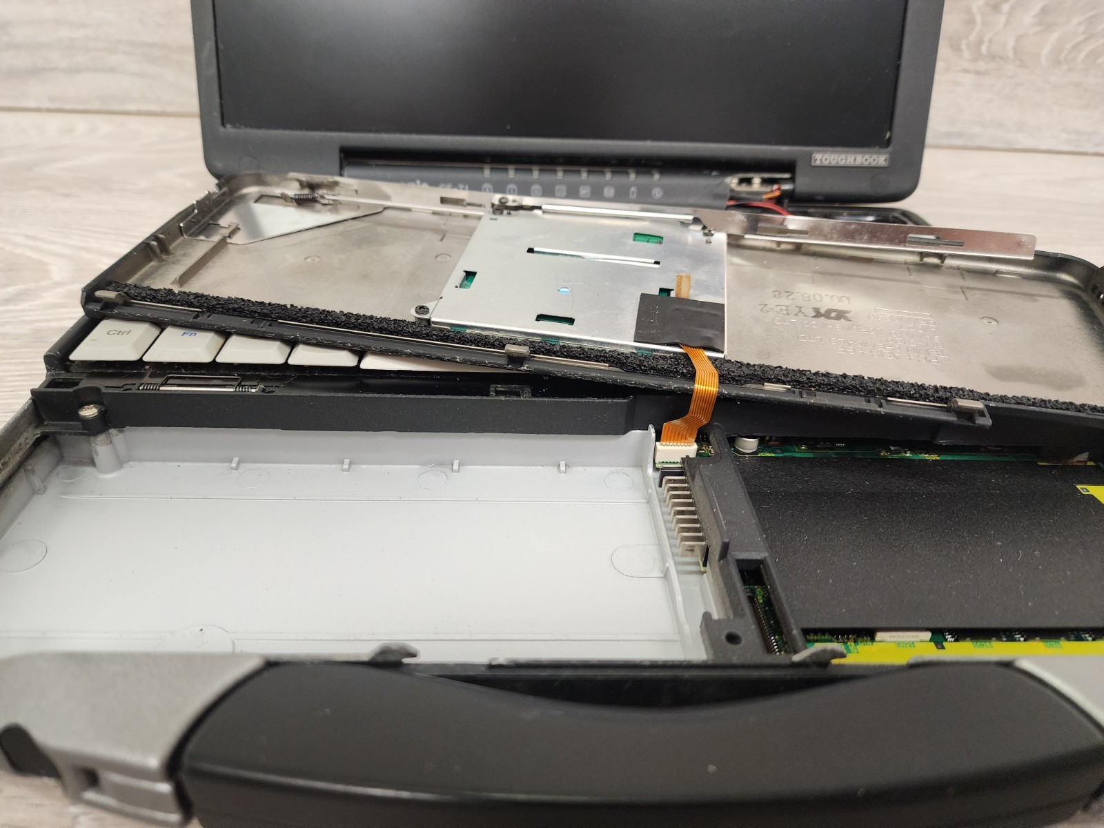 Panasonic Toughbook CF-71 Laptop PC Intel Pentium III NO HDD AS IS READ #H