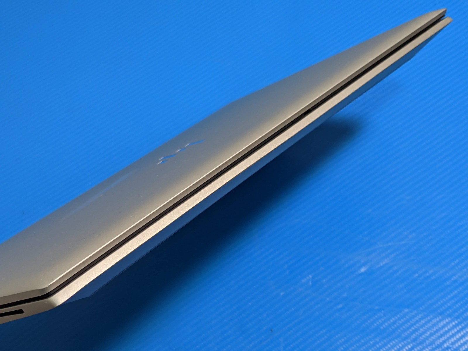 HP EliteBook 840 G7 14″FHD Intel Core vPRO i7-10th Gen 1.8GHz 8GB 256GB SSD W11P
