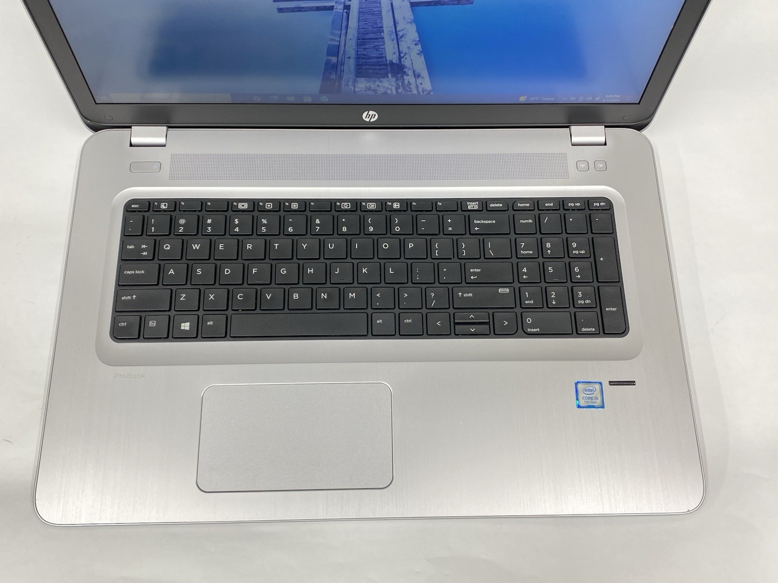 HP ProBook 470 G4 Grade B Non-Touch 1600×900 i5-7200U 8GB 128SSD W10P