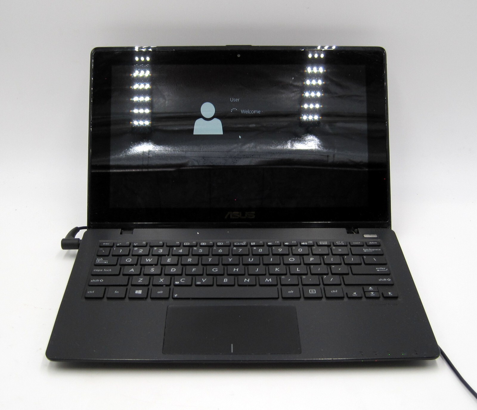 ASUS Vivobook X200CA INTEL CELERON 1007U 1.50GHz 4GB RAM 320GB HDD BAD BATTERY