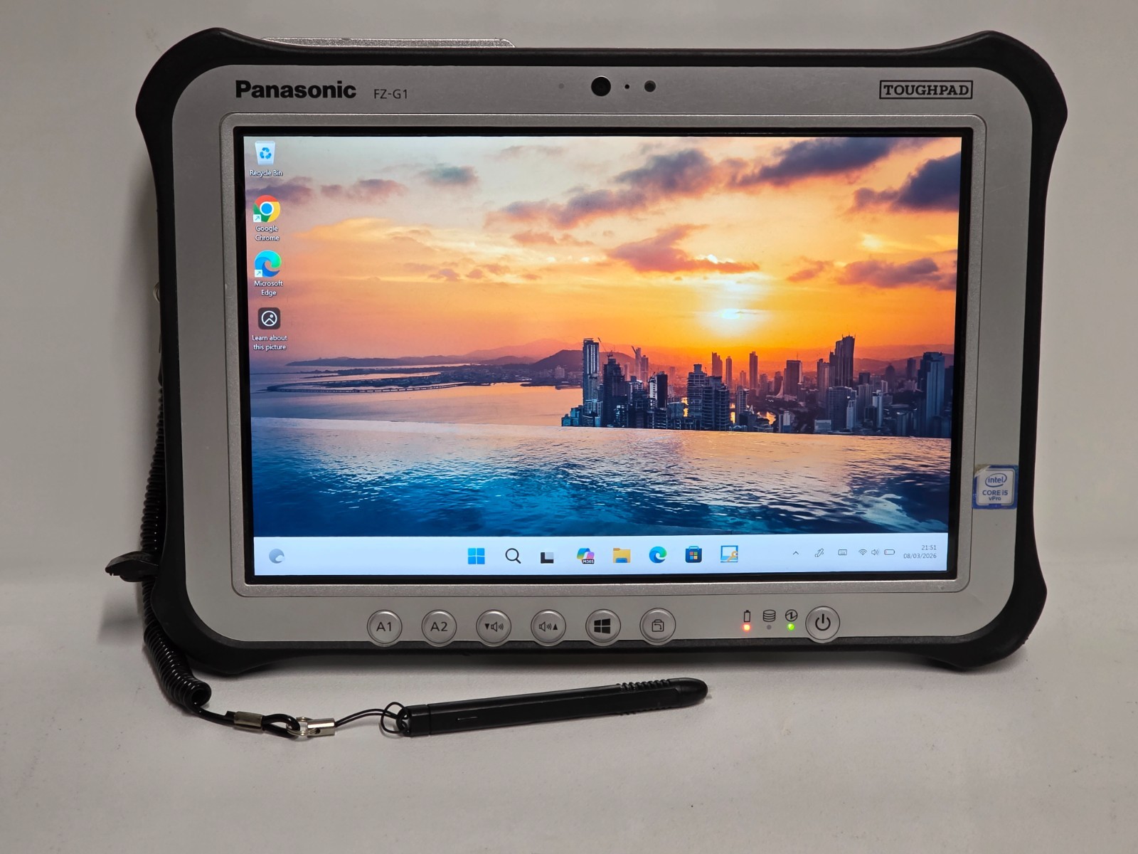 PANASONIC TOUGHBOOK FZ-G1 MK5 10.1″ WUXGA i5-7300U 256GB SSD 8GB GPS HDMI LTE