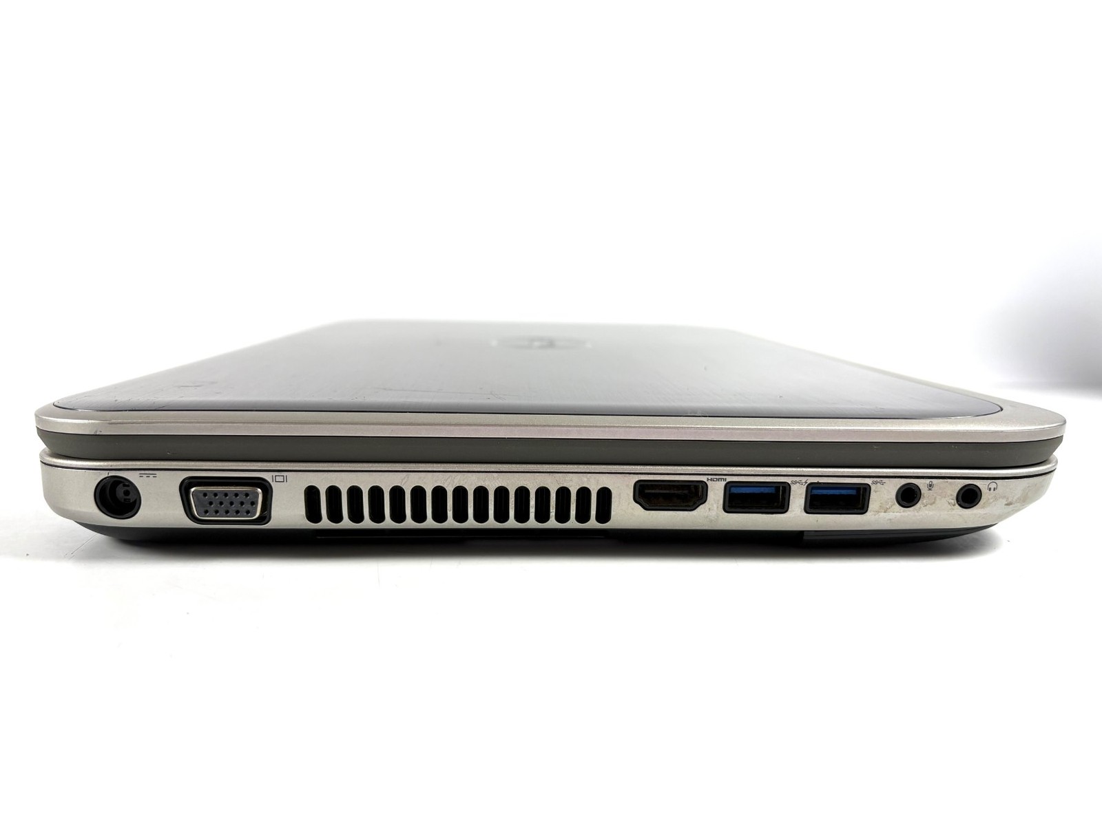 FOR PARTS: Dell Inspiron 5520 – 15.6″ HD, 2.5GHz i5, 8GB RAM, 1TB HDD
