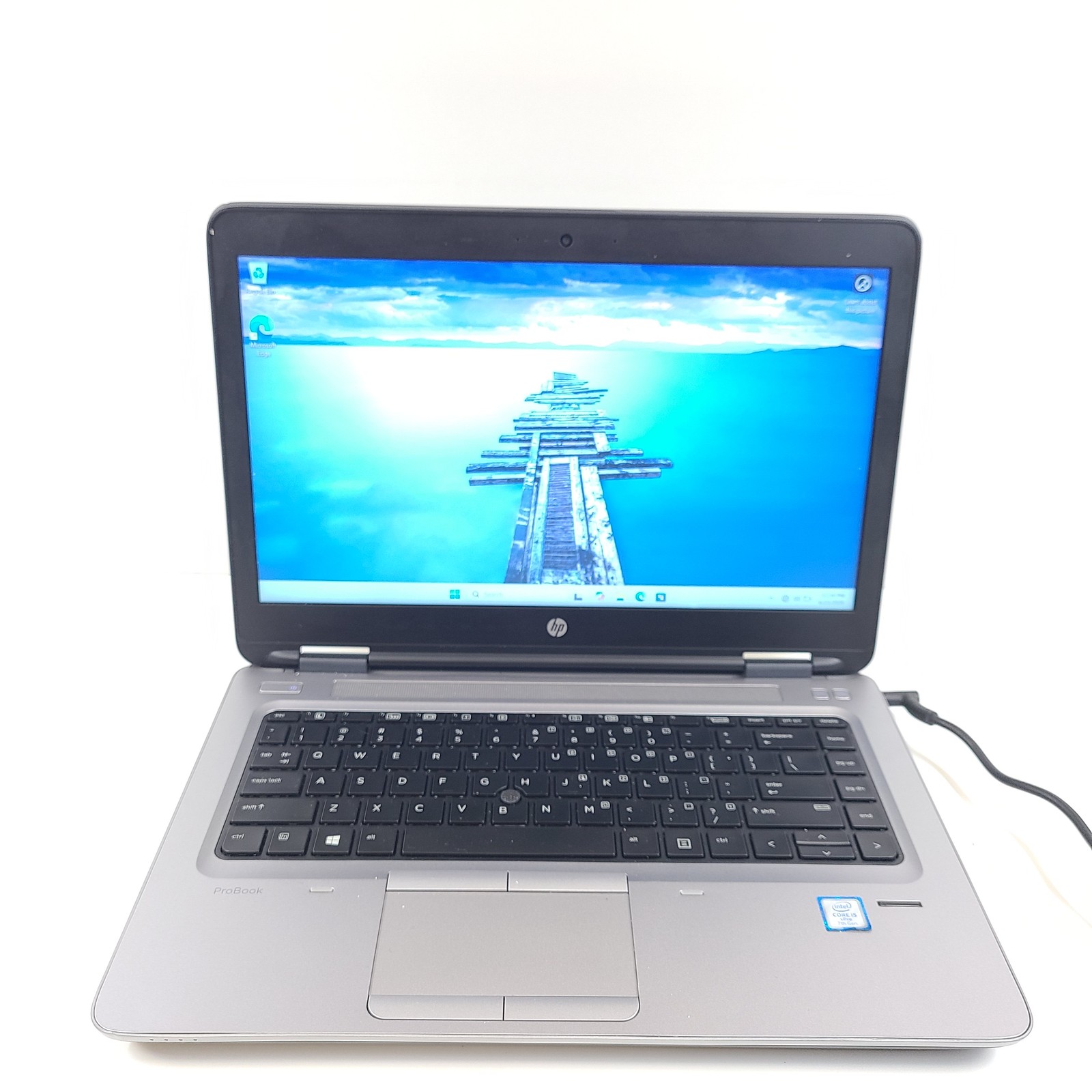HP ProBook 640 G3 14″ Intel i5-7300U CPU @ 2.60 GHz – 256GB SSD 16GB RAM