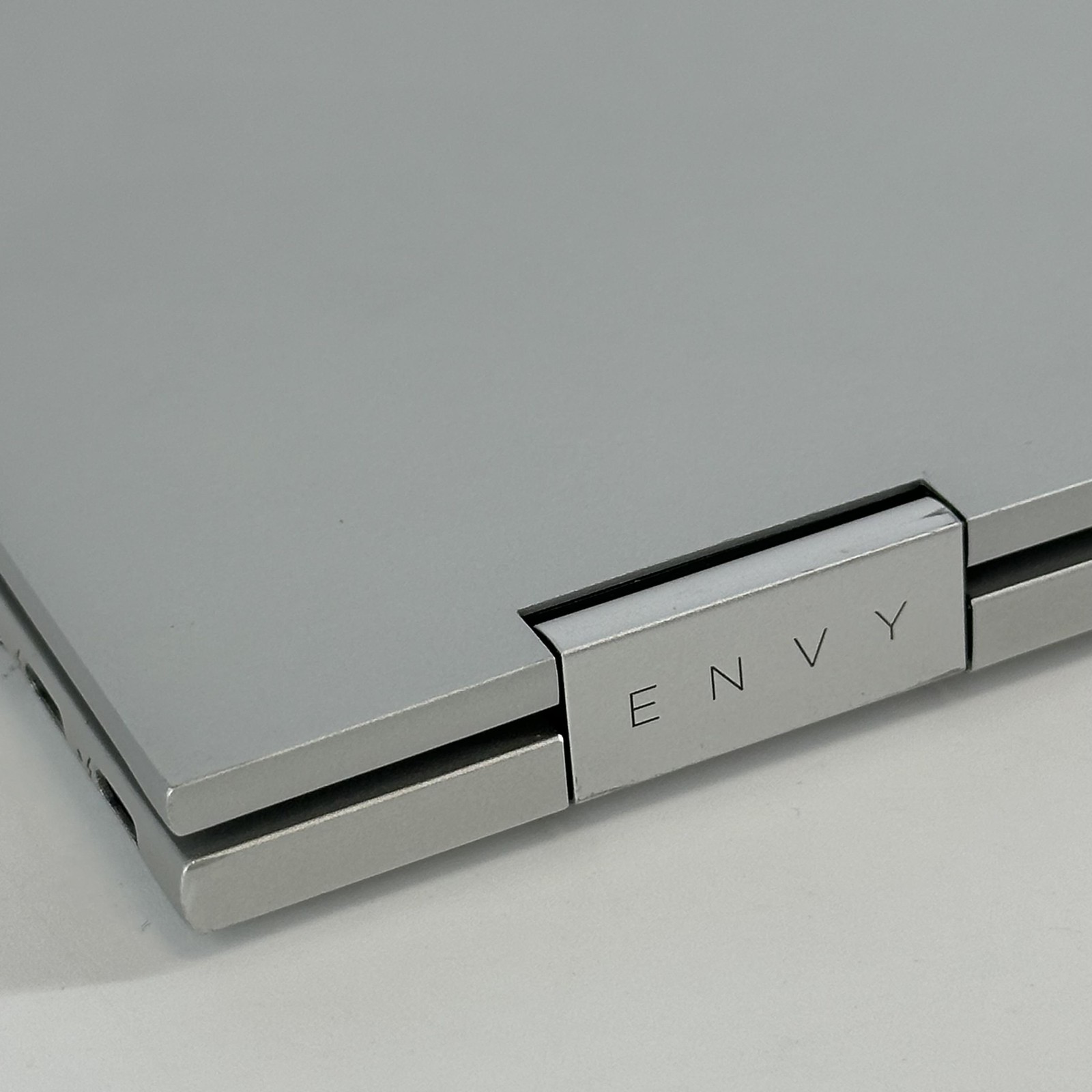 HP Envy x360 13 FHD+ TOUCH 1.1 GHz i7-1250U 8GB RAM 512GB SSD Good