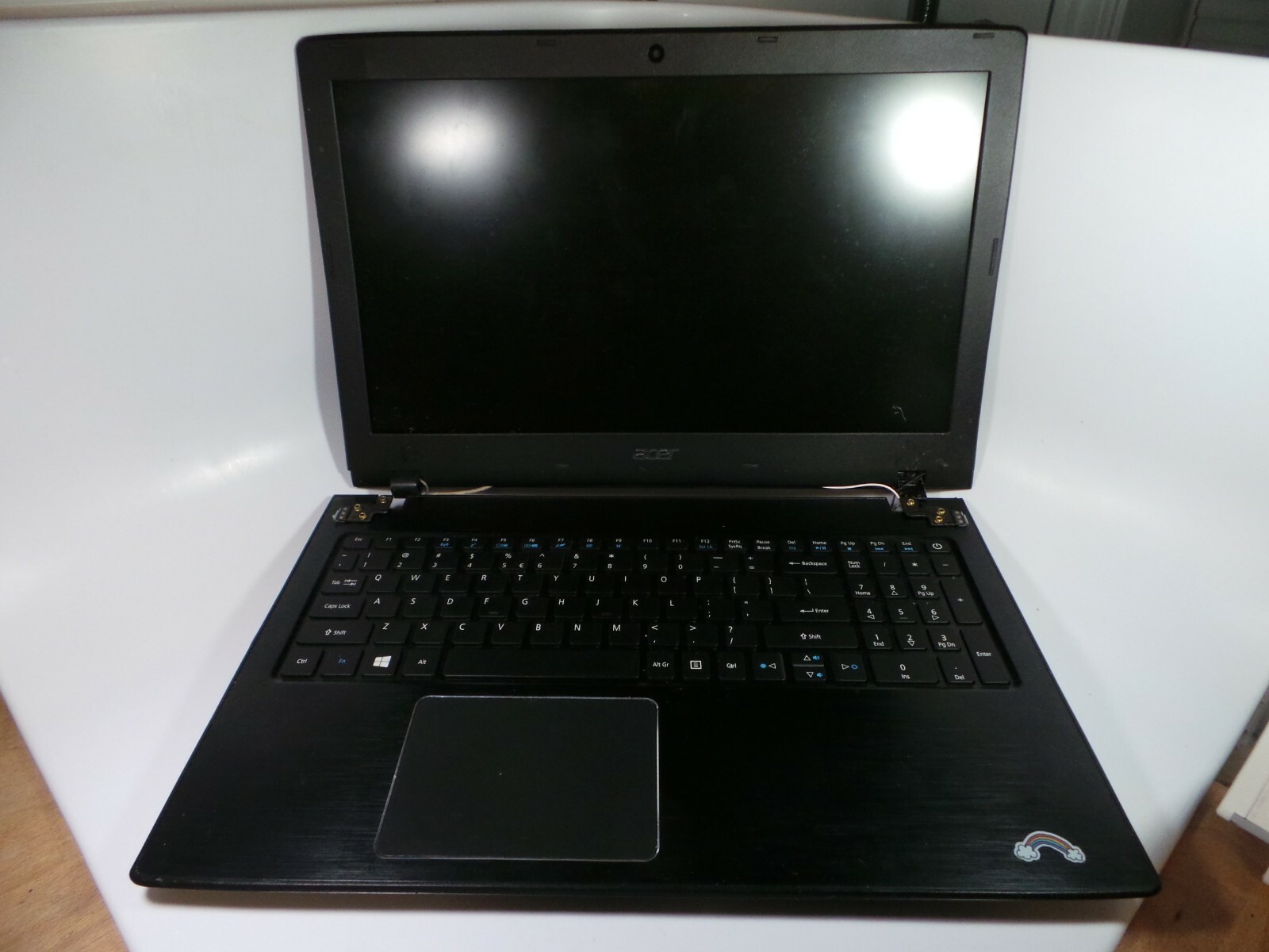 BROKEN ACER ASPIRE E5-575 N16Q2 LAPTOP FOR PARTS ? REPAIR