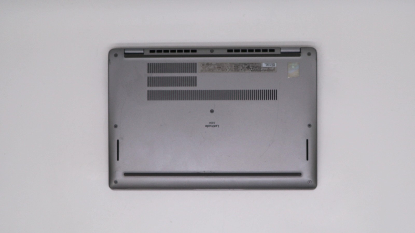 Dell Latitude 5330 13″ i7-1265u 16GB 512GB – Very Good
