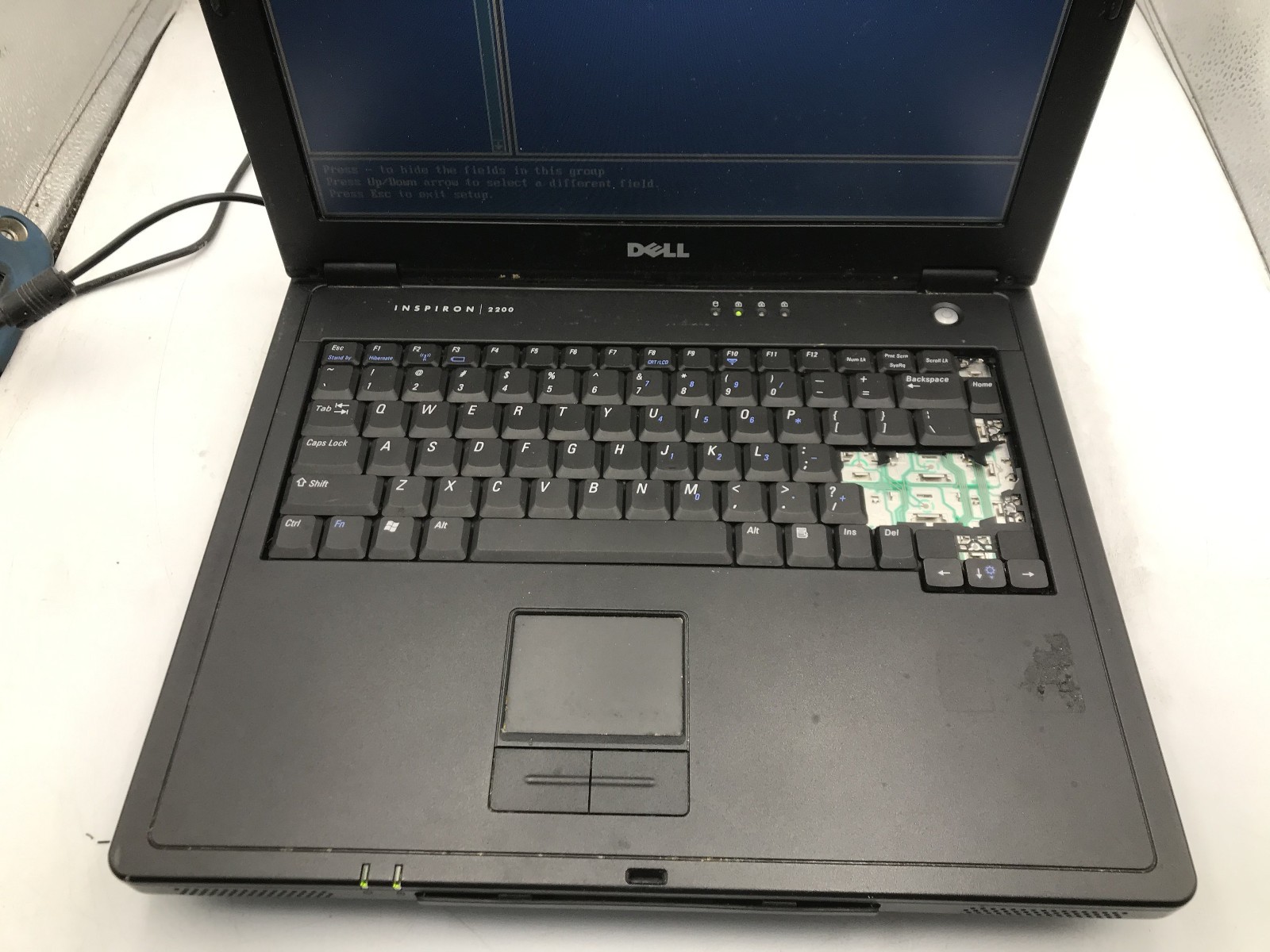 DELL INSPIRON 2200 – BOOTS TO BIOS – INTEL CELERON – 256MB RAM – NO OS -READ- BB