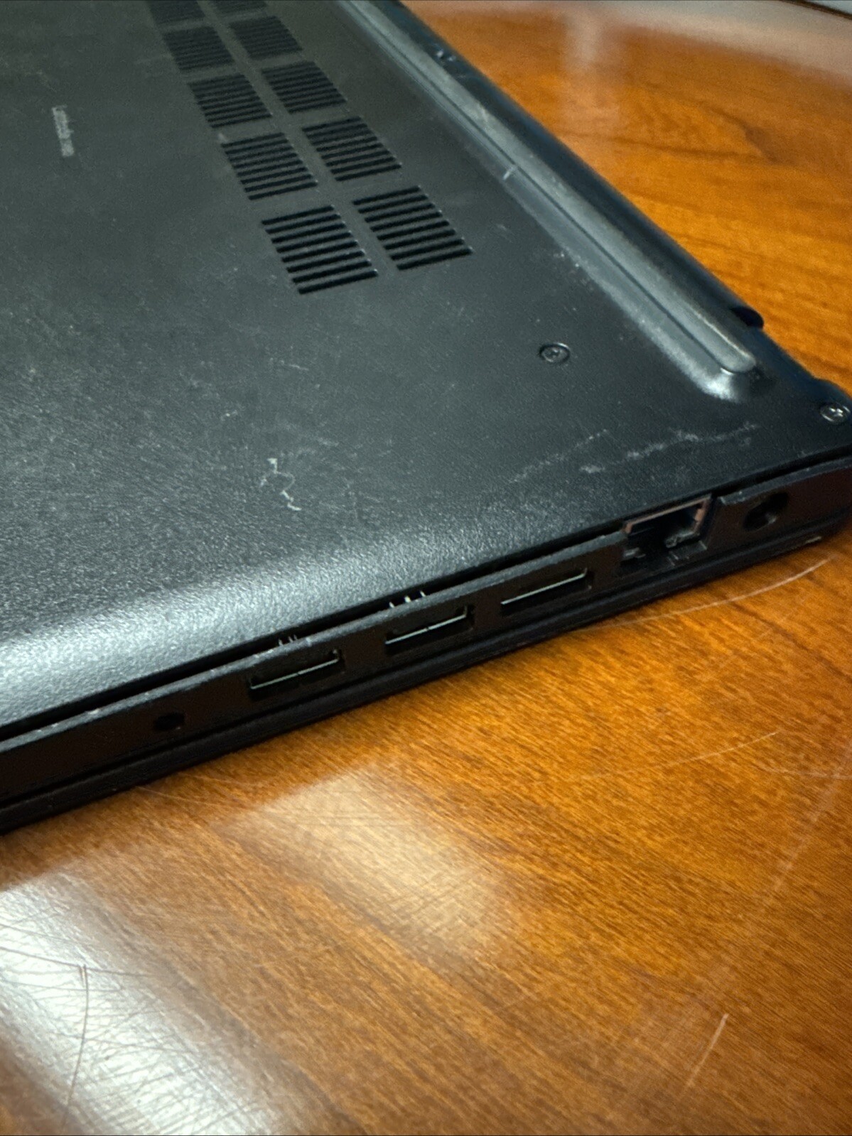 Dell Latitude 3480 14″ Laptop Intel Core i3-7100u 4GB RAM No HD No Caddy
