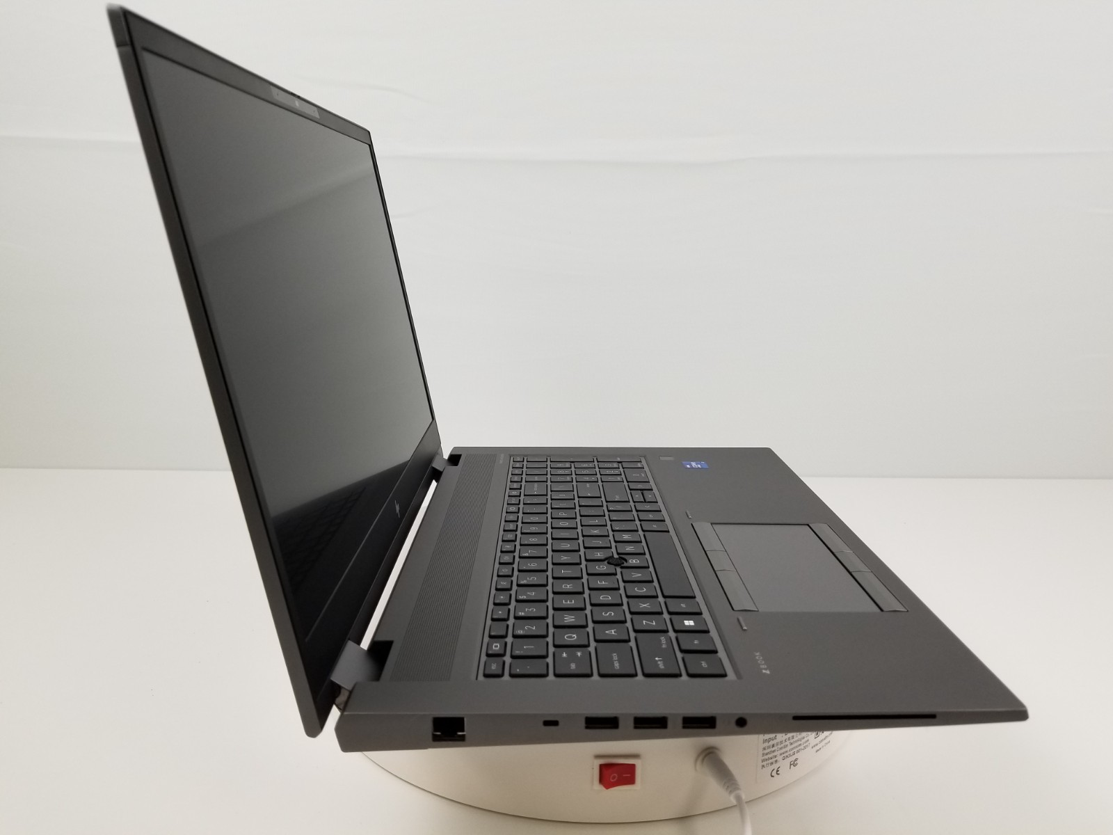 HP Zbook Fury G8 17.3inch Core i7-11850H 16GB 715GB NVMe RTX A4000 8GB GPU